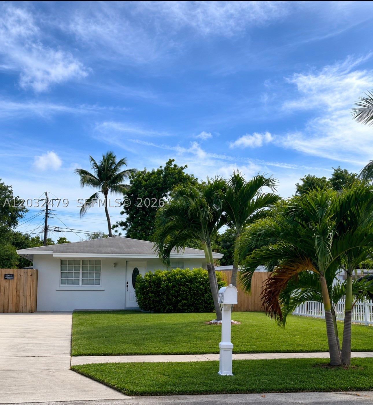 HOLLYWOOD BEACH HEIGHTS S - Residential Lease