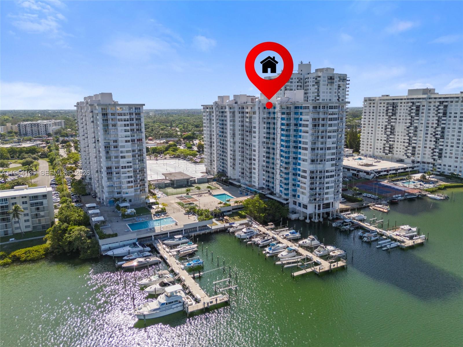 This stunning 2-bedroom, 2-bathroom condo plus den truly has it all.
Enjoy direct bay views and double balconies that offer the rare opportunity to take in both sunrise and sunset. The building has successfully passed its 40-year certification and is currently undergoing upgrades, adding even more value.
Outstanding amenities include: Two swimming pools, Tennis court. On-site coffee station, Supermarket conveniently located within the building.Fully equipped gym with water views
This is a unique opportunity to enjoy comfort, convenience, and exceptional views. The building has Structural reserves and capital reserves.  There is an existing assessment, which will be paid by the buyer—option to pay immediately or defer until 2040.