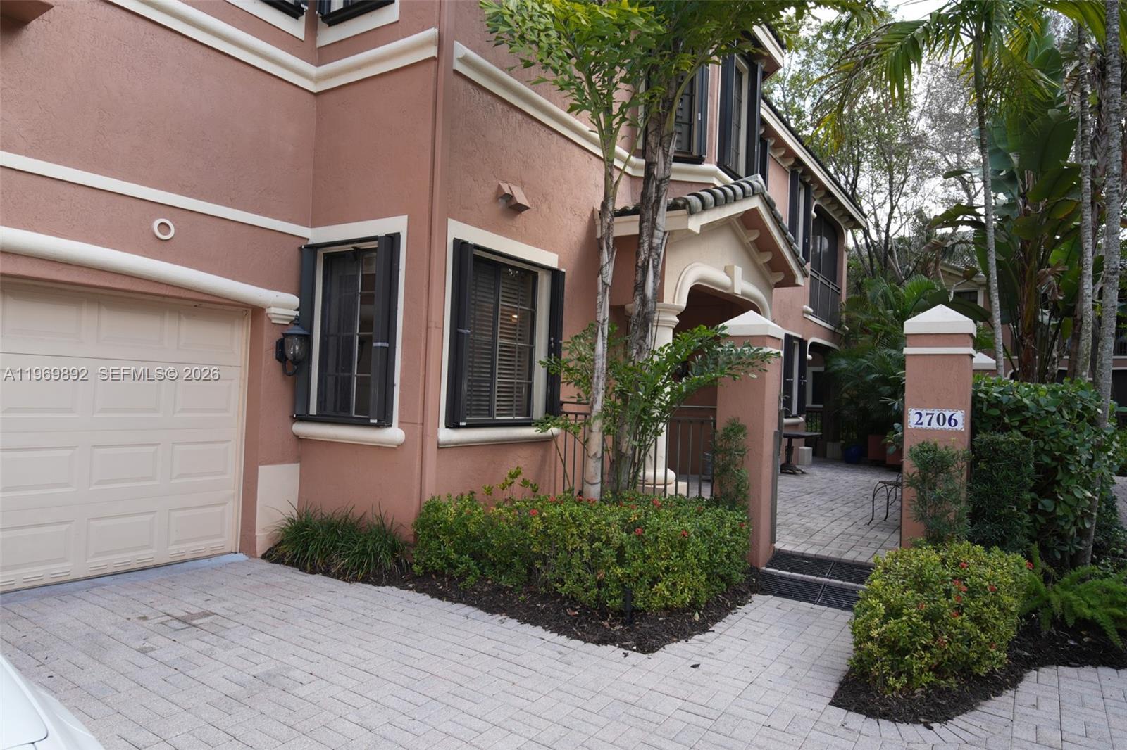 LEGENDS AT WESTON HILLS - Residential