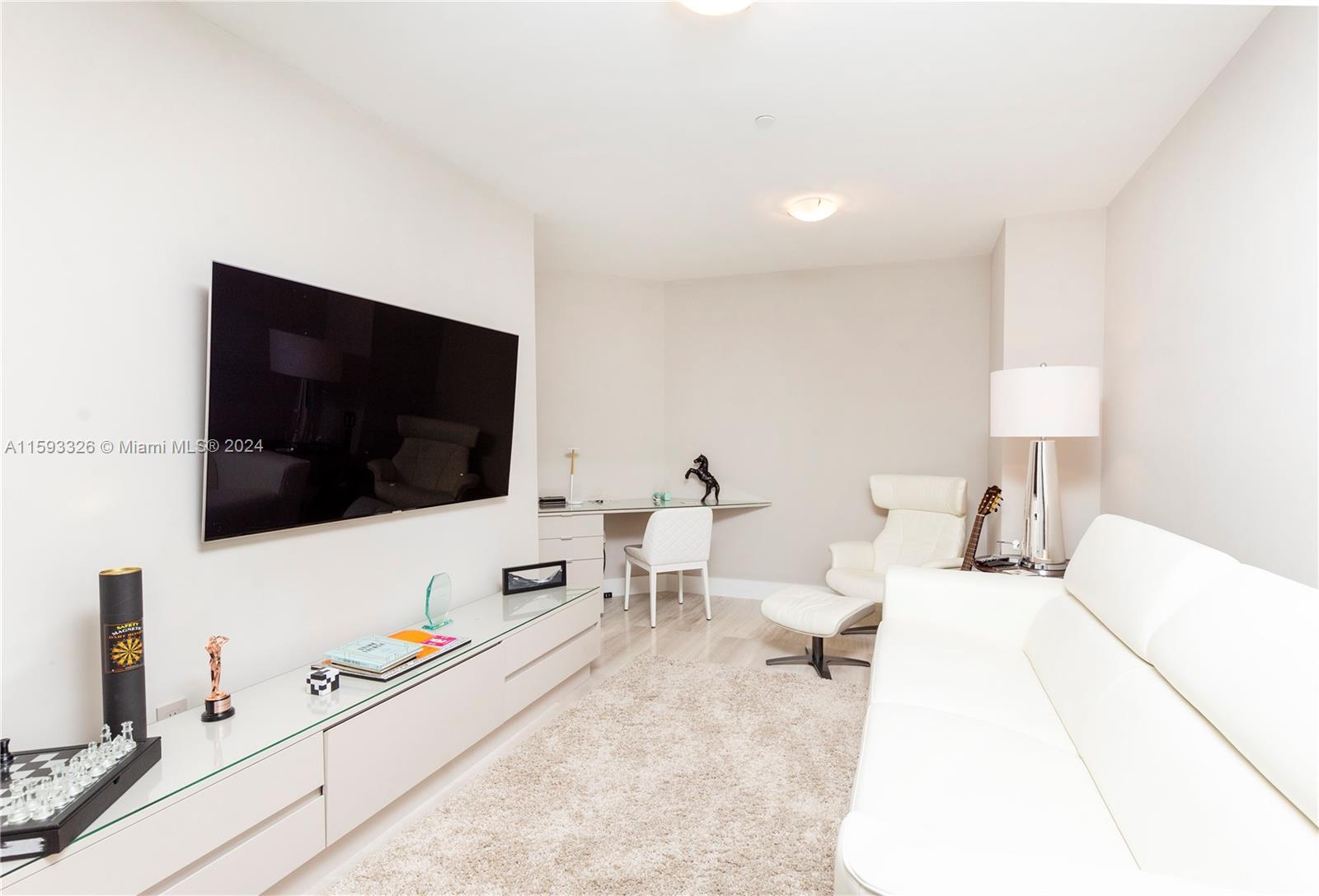 MARINA PALMS RESIDENCES N - Residential