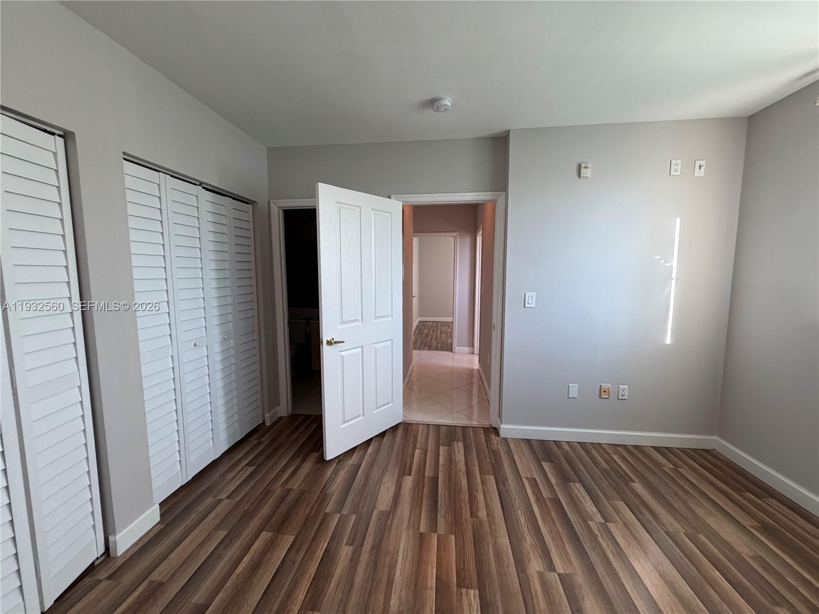 SHAMROCK BY THE GABLES CO - Residential Lease