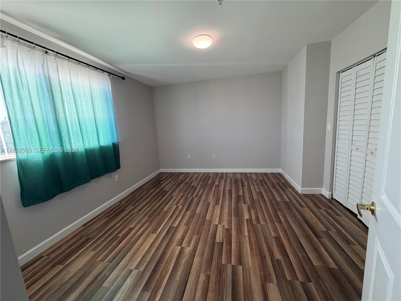SHAMROCK BY THE GABLES CO - Residential Lease