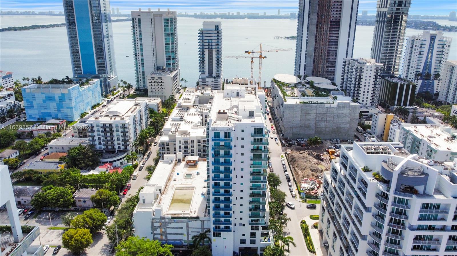 GALLERY ART CONDO - Residential Lease