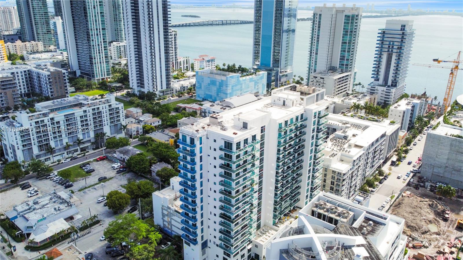 GALLERY ART CONDO - Residential Lease