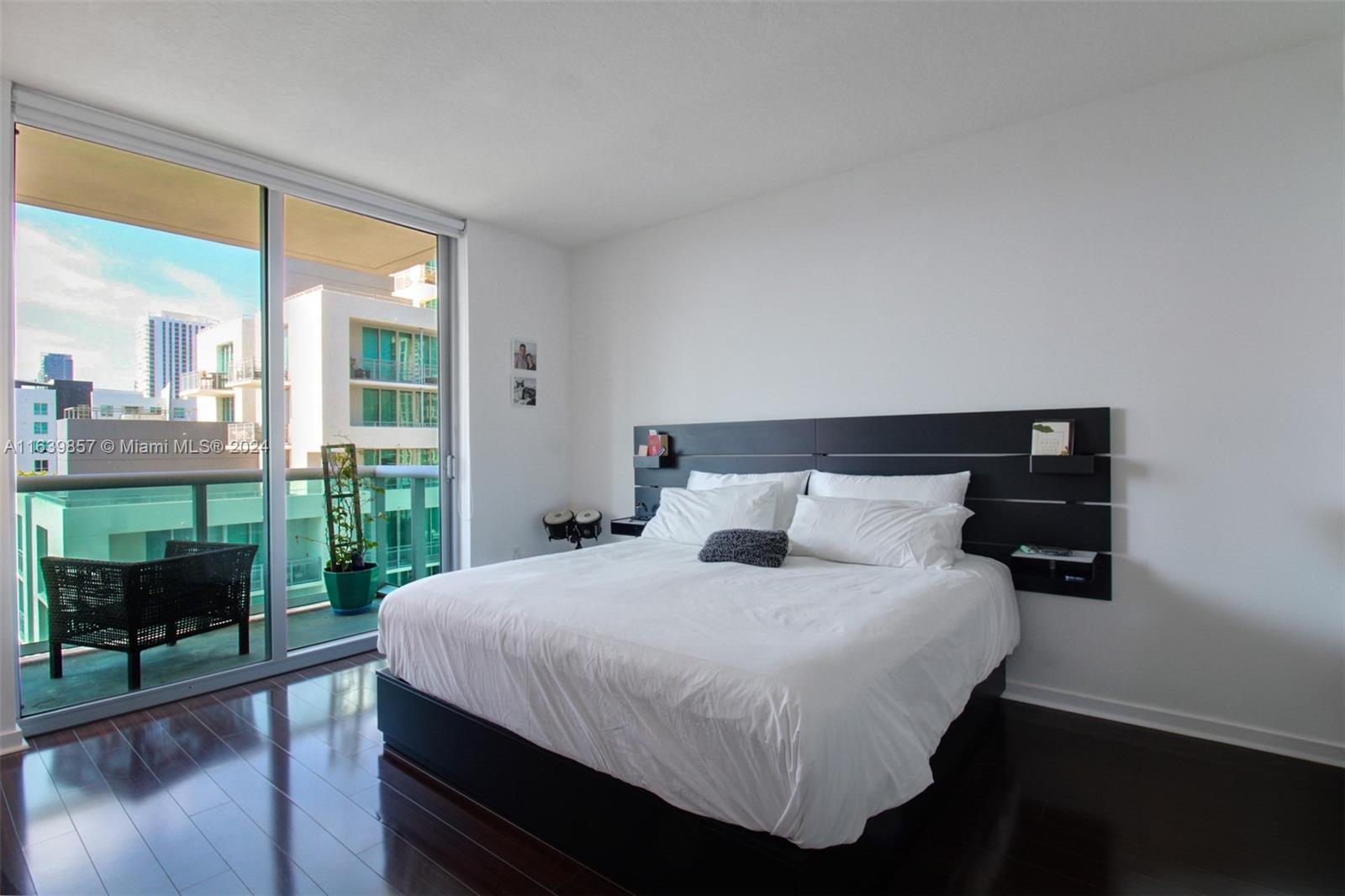 GALLERY ART CONDO - Residential Lease