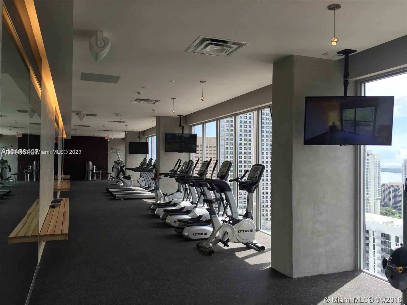 CENTRO CONDO - Residential Lease