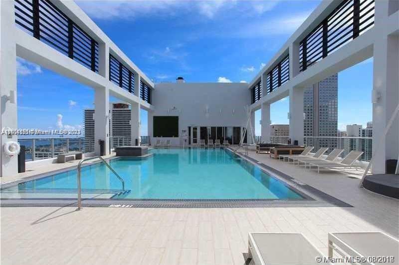 CENTRO CONDO - Residential Lease