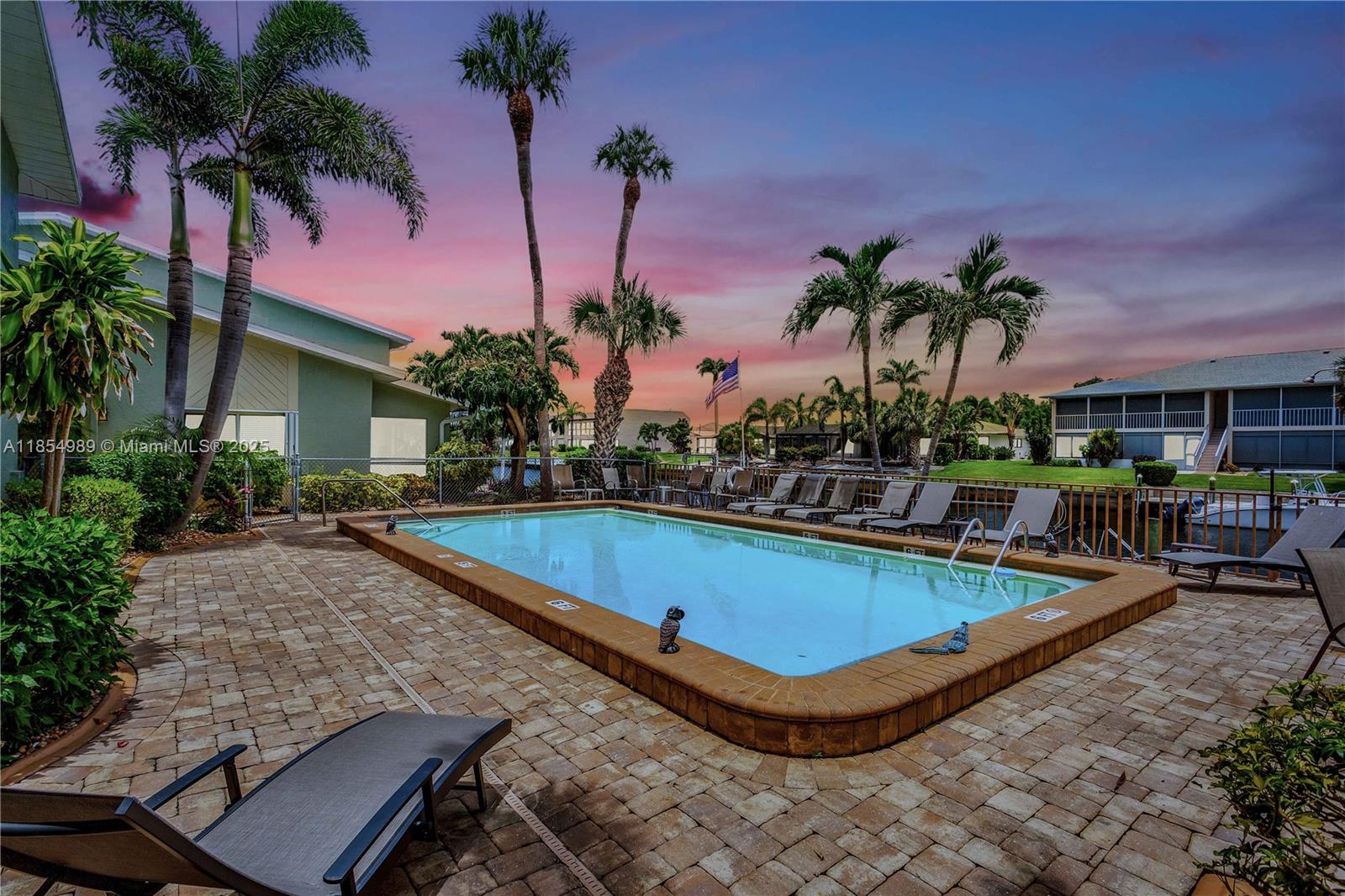 MARINA 46 CONDOMINIUM - Residential