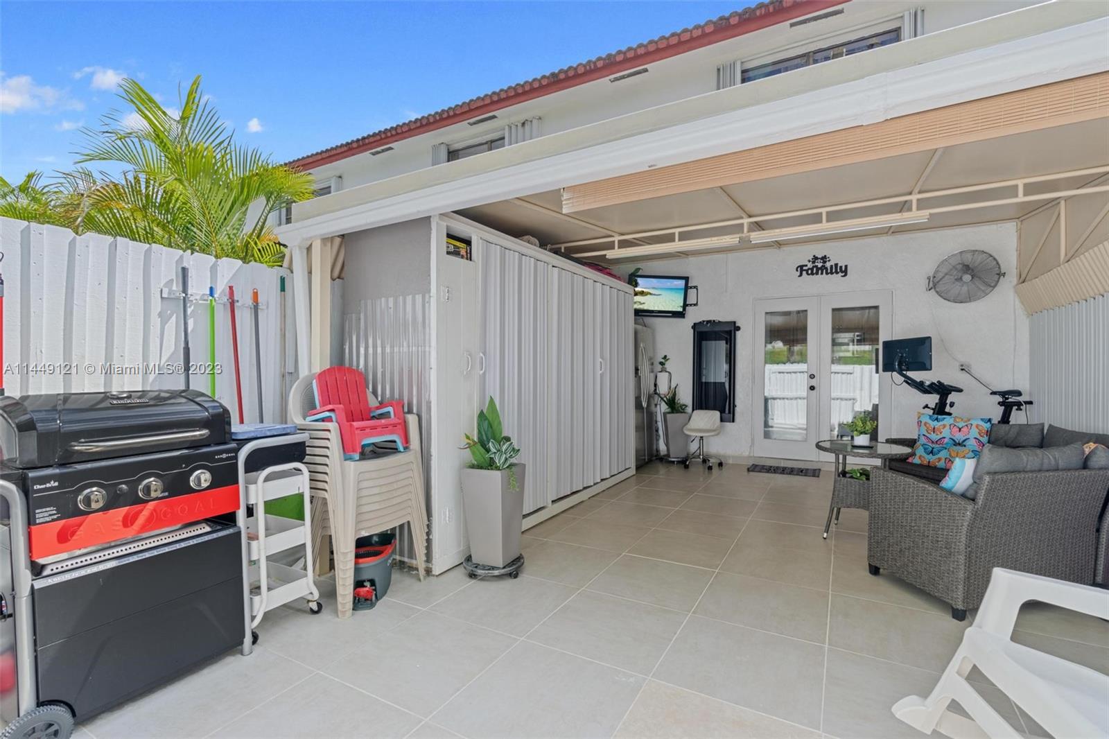 ROYAL FLAGLER CONDO I - Residential