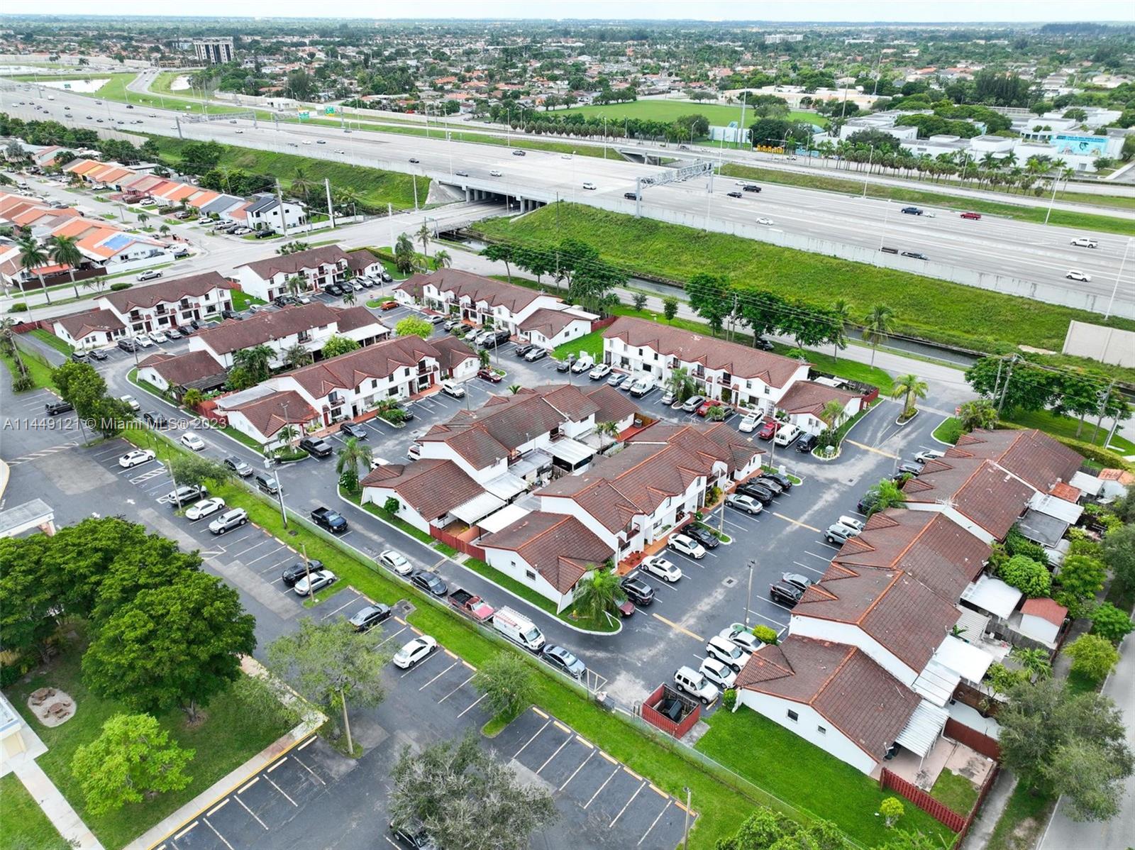 ROYAL FLAGLER CONDO I - Residential