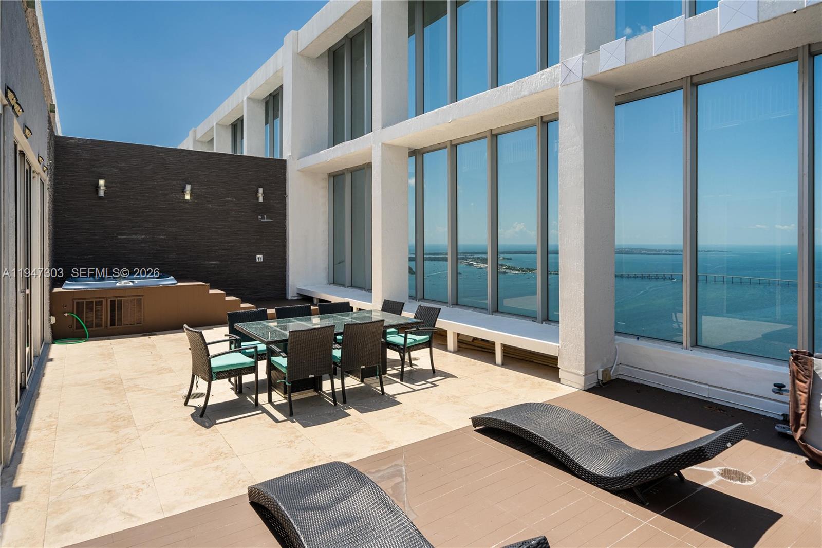 ICON BRICKELL NO TWO - Residential