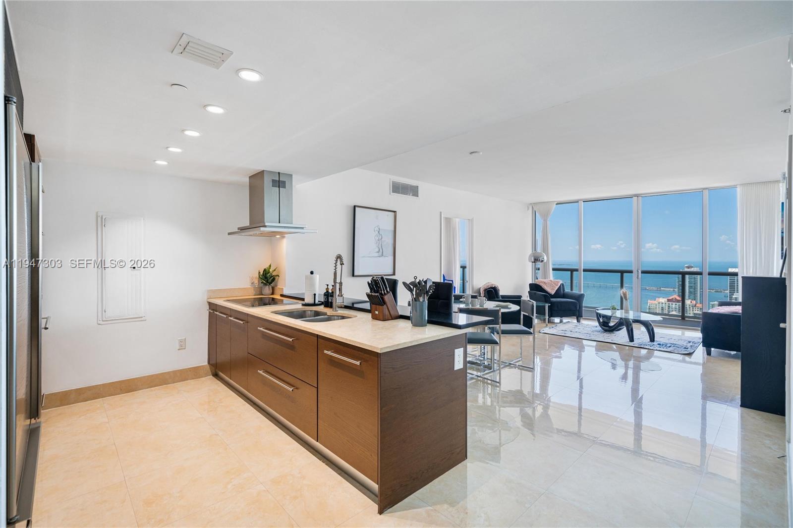 ICON BRICKELL NO TWO - Residential