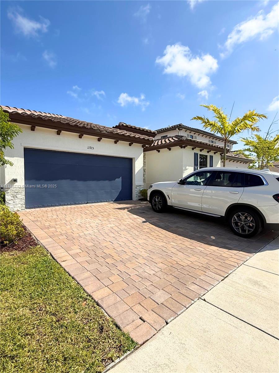 Welcome to this beautiful one-story single-family home in Silver Palms, Homestead! Built in 2022, this 4-bedroom, 3-bathroom residence features a spacious and modern layout—perfect for families and entertaining. Enjoy tile flooring throughout (no carpet!), an open-concept kitchen with stainless steel appliances, and abundant natural light. The home also offers a full-size washer and dryer, a Tesla charger, and other thoughtful upgrades. Don’t miss the opportunity to rent this move-in ready home that combines comfort, style, and convenience.