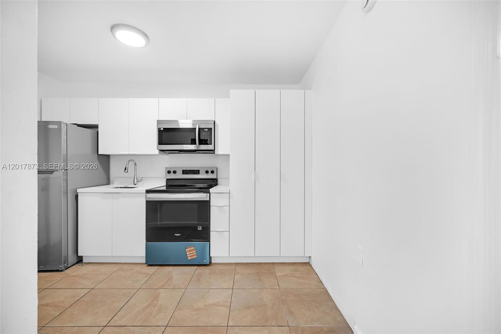 PL OF HOME ACRES - Residential Lease