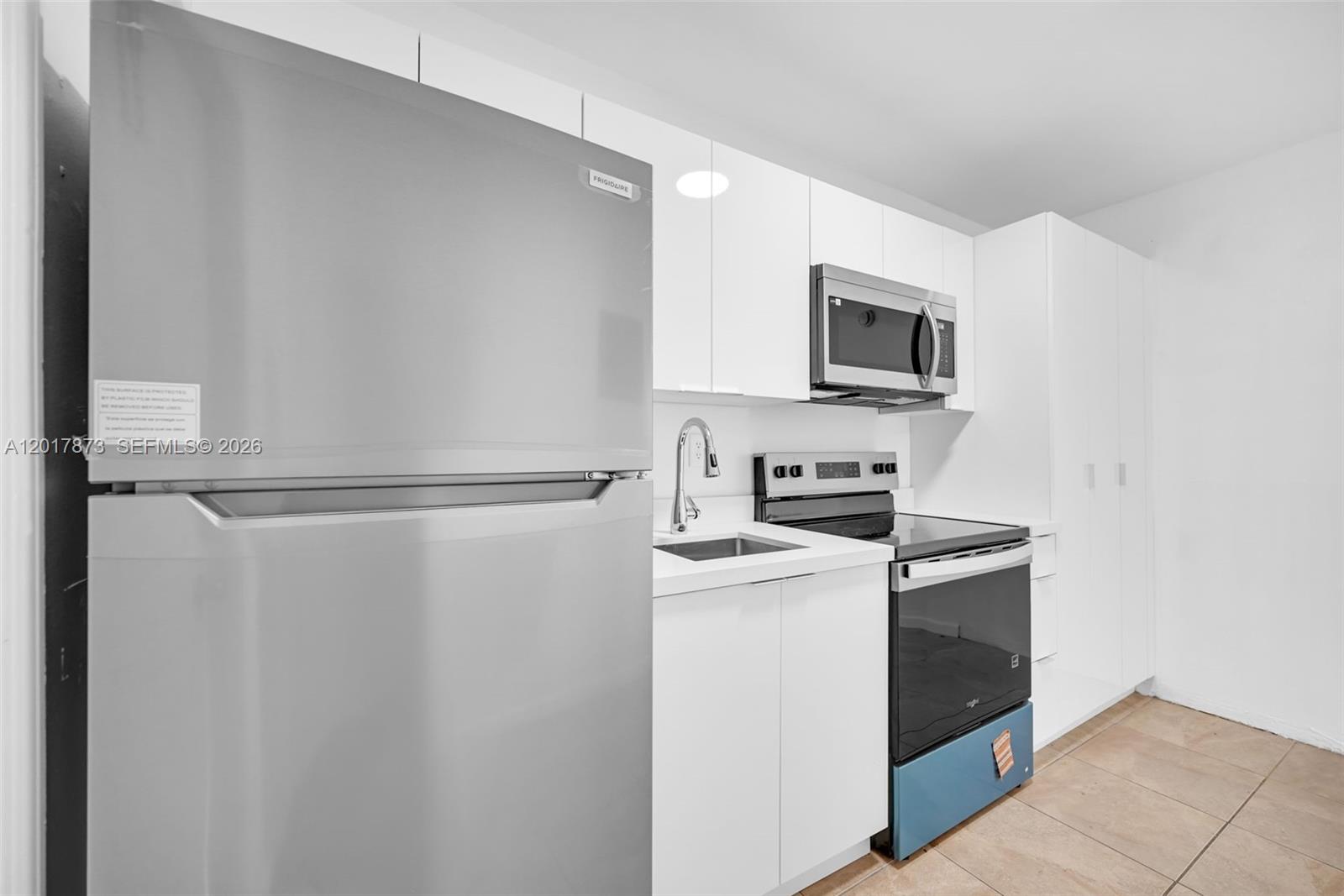 PL OF HOME ACRES - Residential Lease