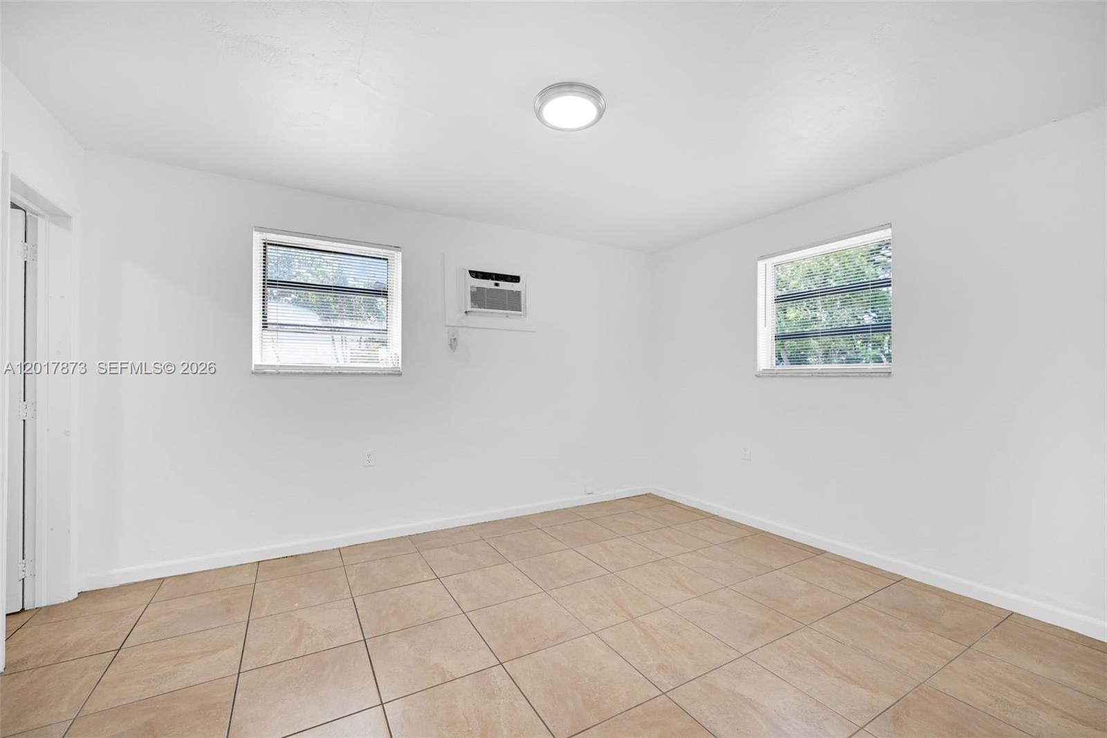 PL OF HOME ACRES - Residential Lease