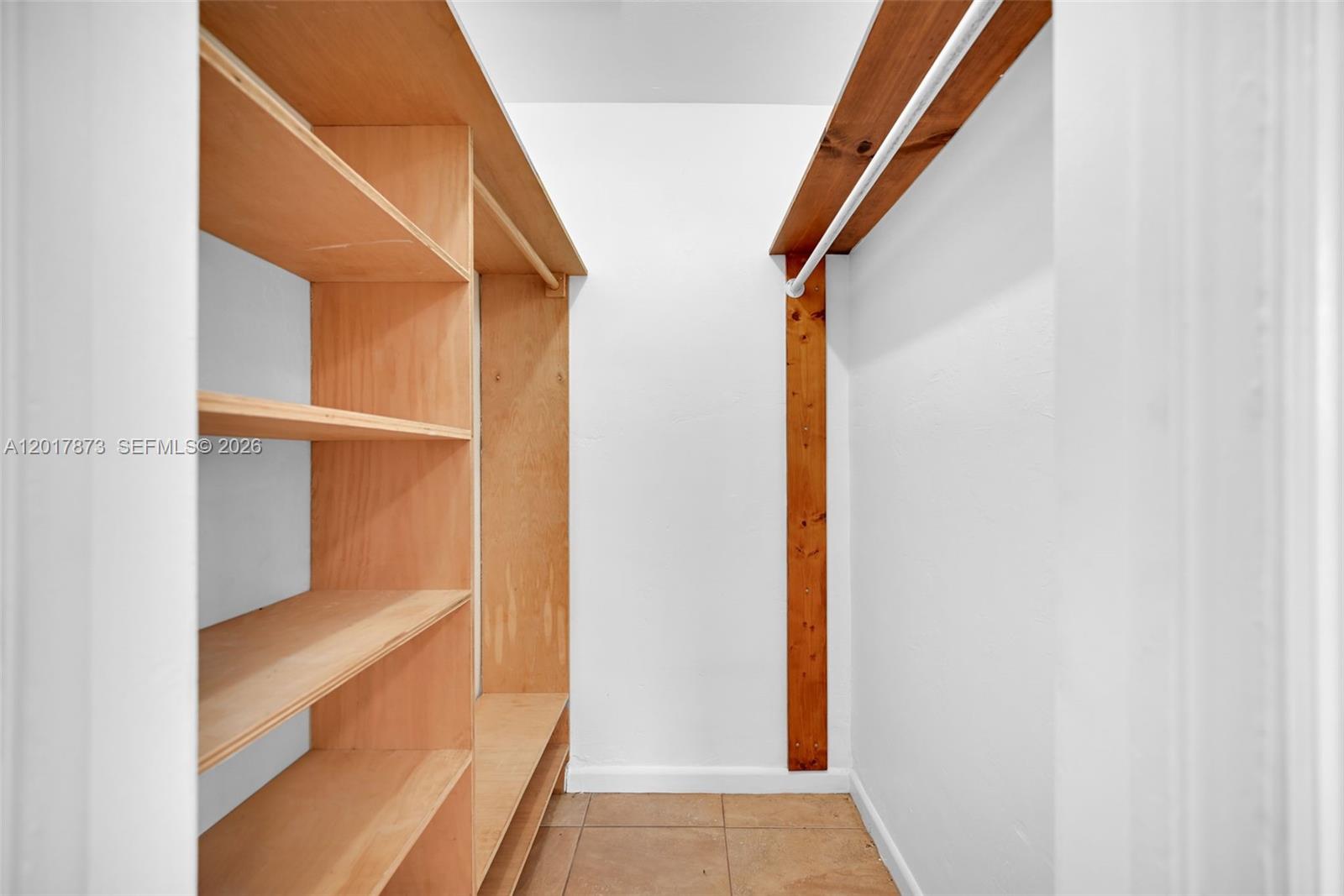 PL OF HOME ACRES - Residential Lease
