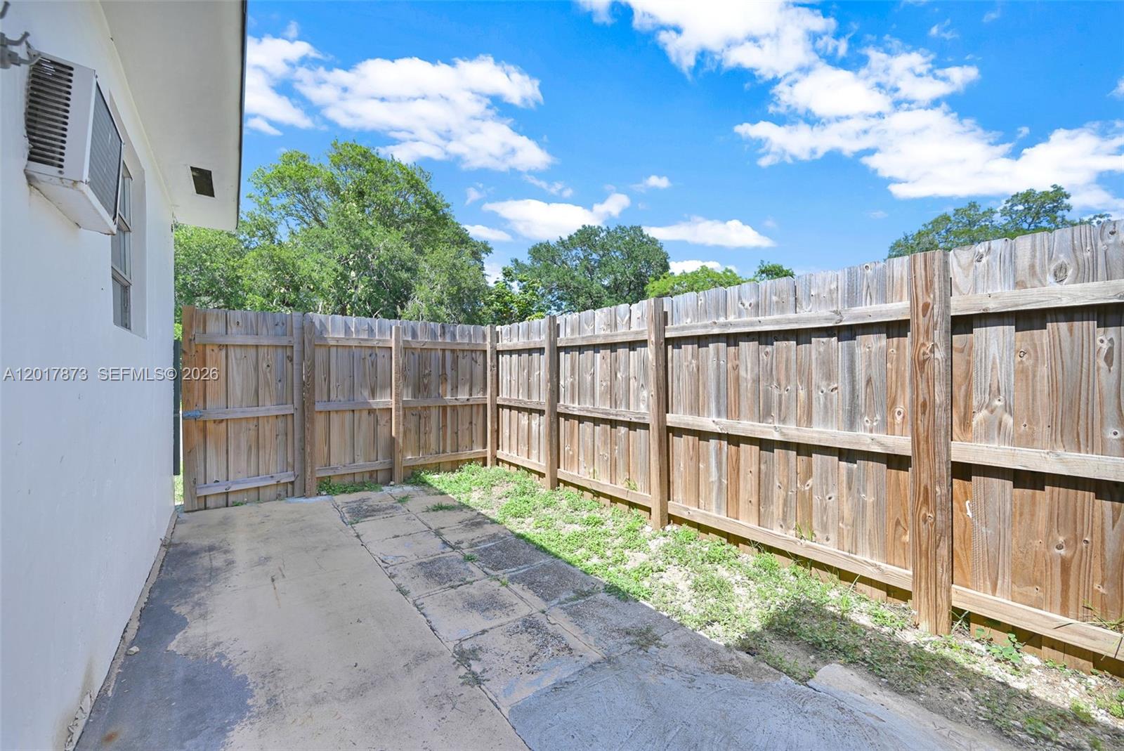 PL OF HOME ACRES - Residential Lease