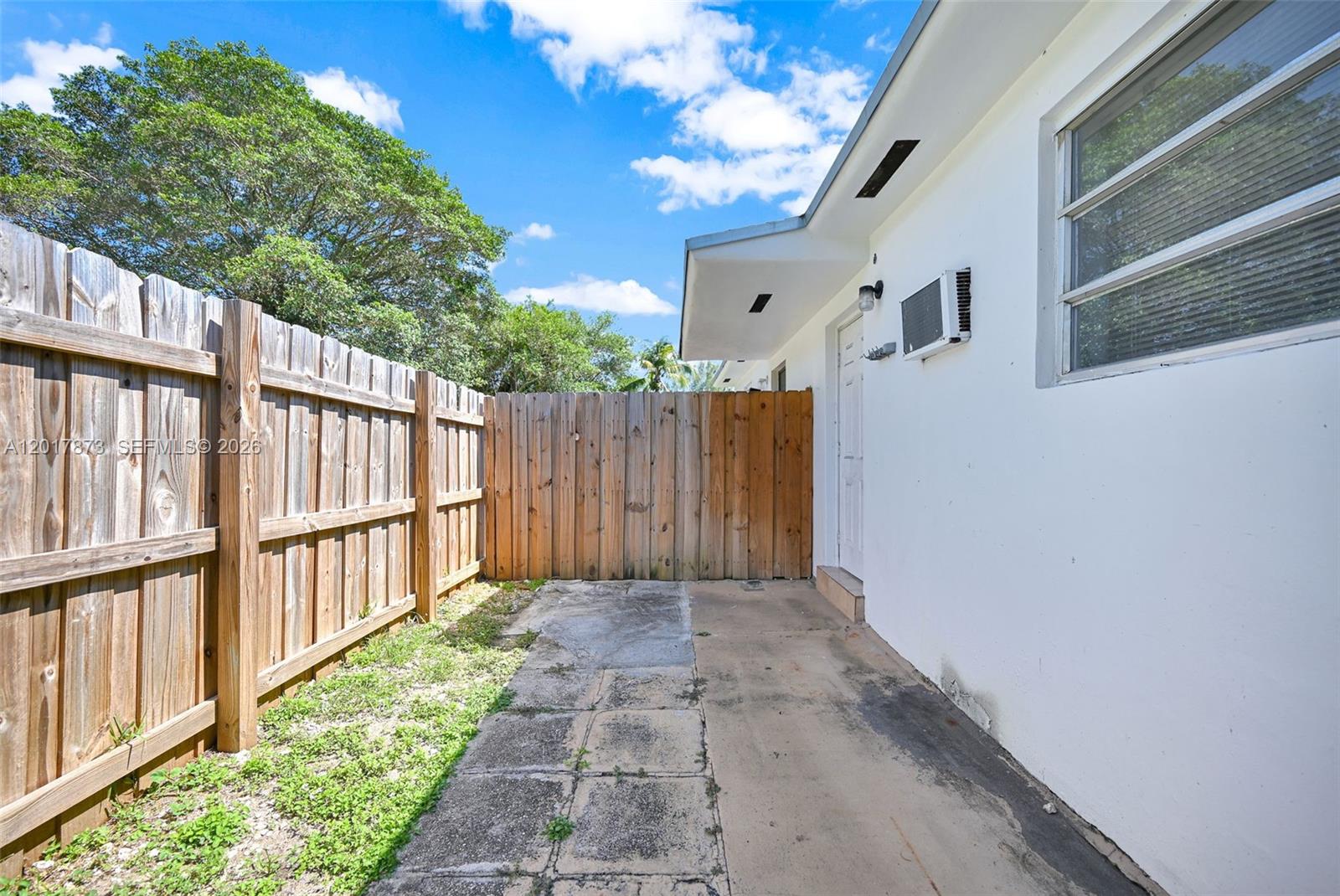 PL OF HOME ACRES - Residential Lease