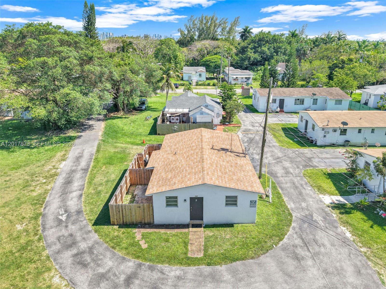 PL OF HOME ACRES - Residential Lease