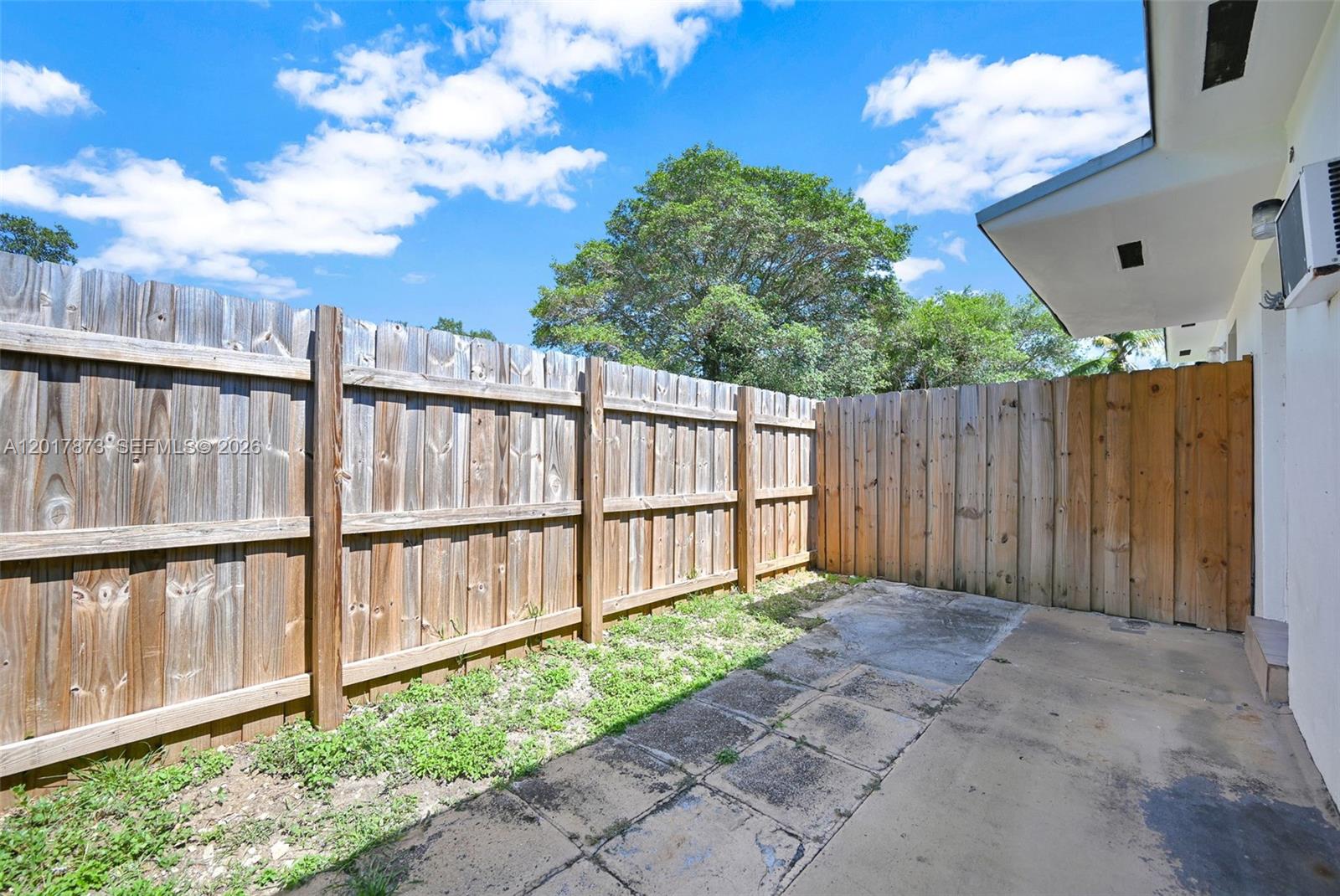 PL OF HOME ACRES - Residential Lease