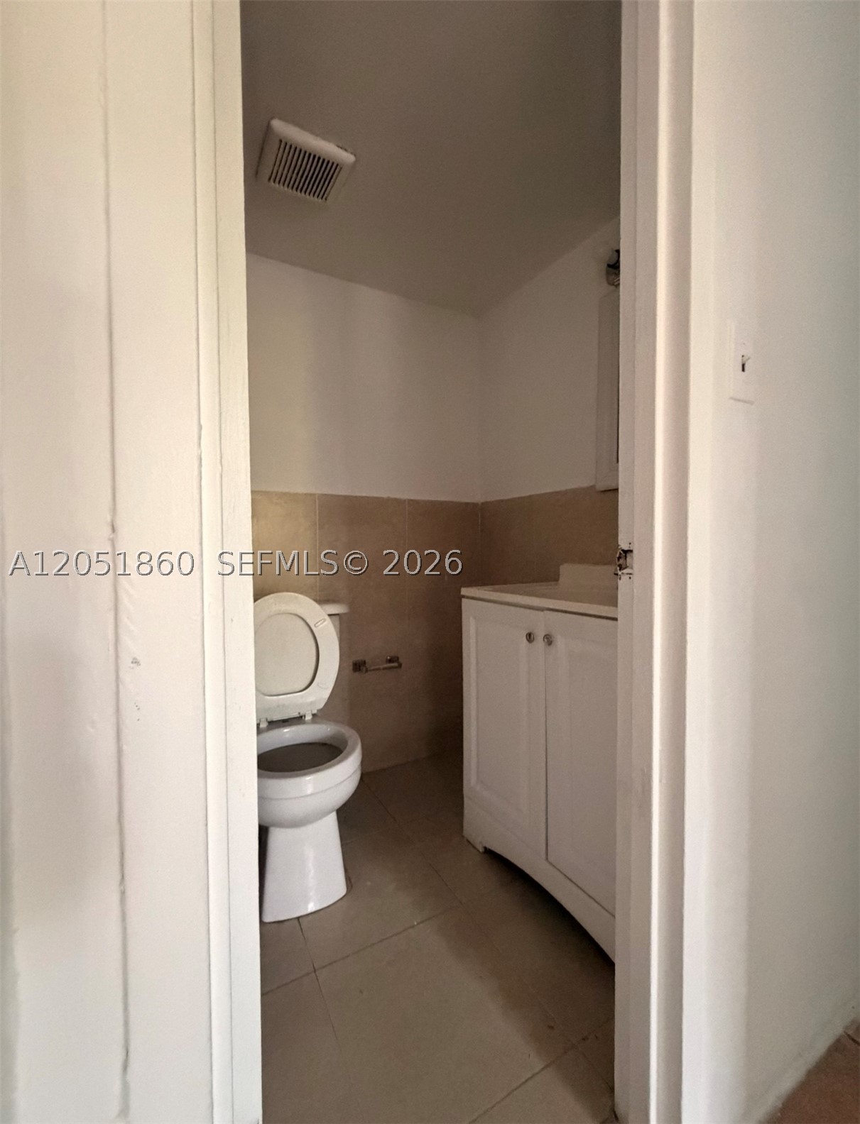 BAYVIEW PALMS CONDO - Residential Lease