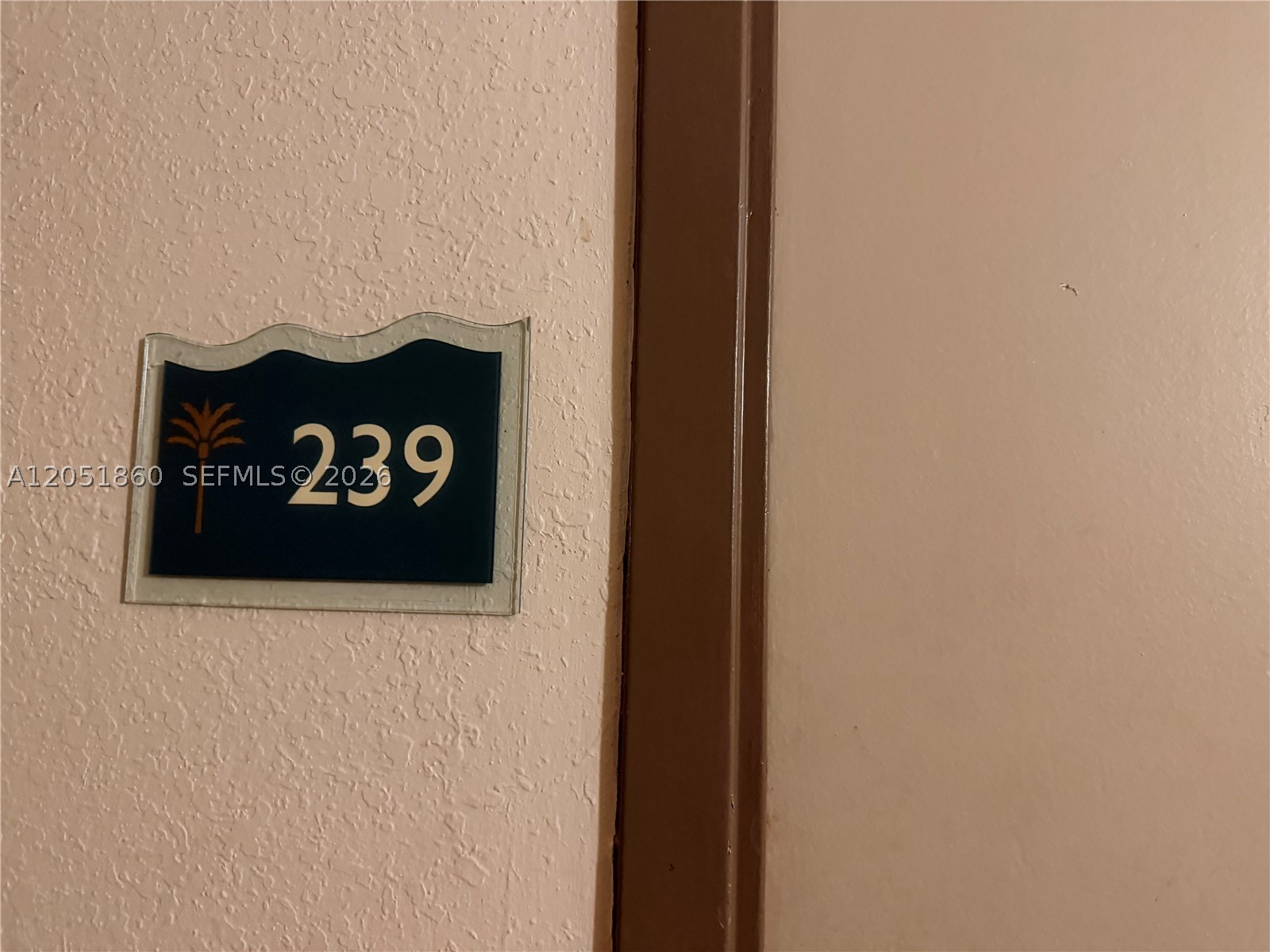 BAYVIEW PALMS CONDO - Residential Lease