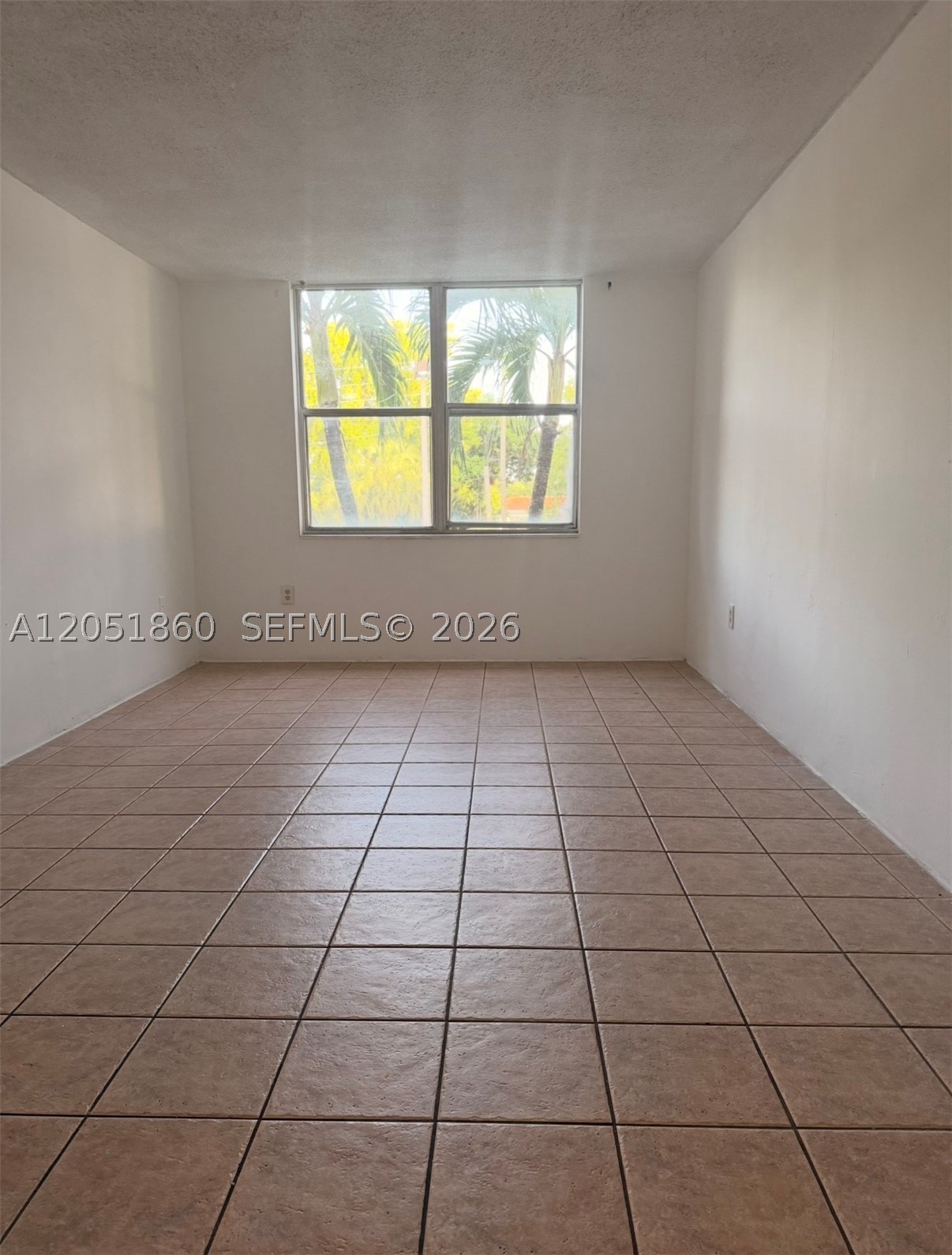BAYVIEW PALMS CONDO - Residential Lease