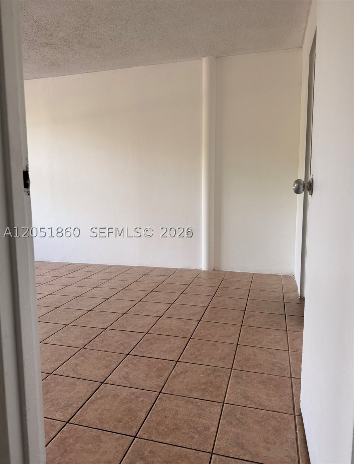 BAYVIEW PALMS CONDO - Residential Lease