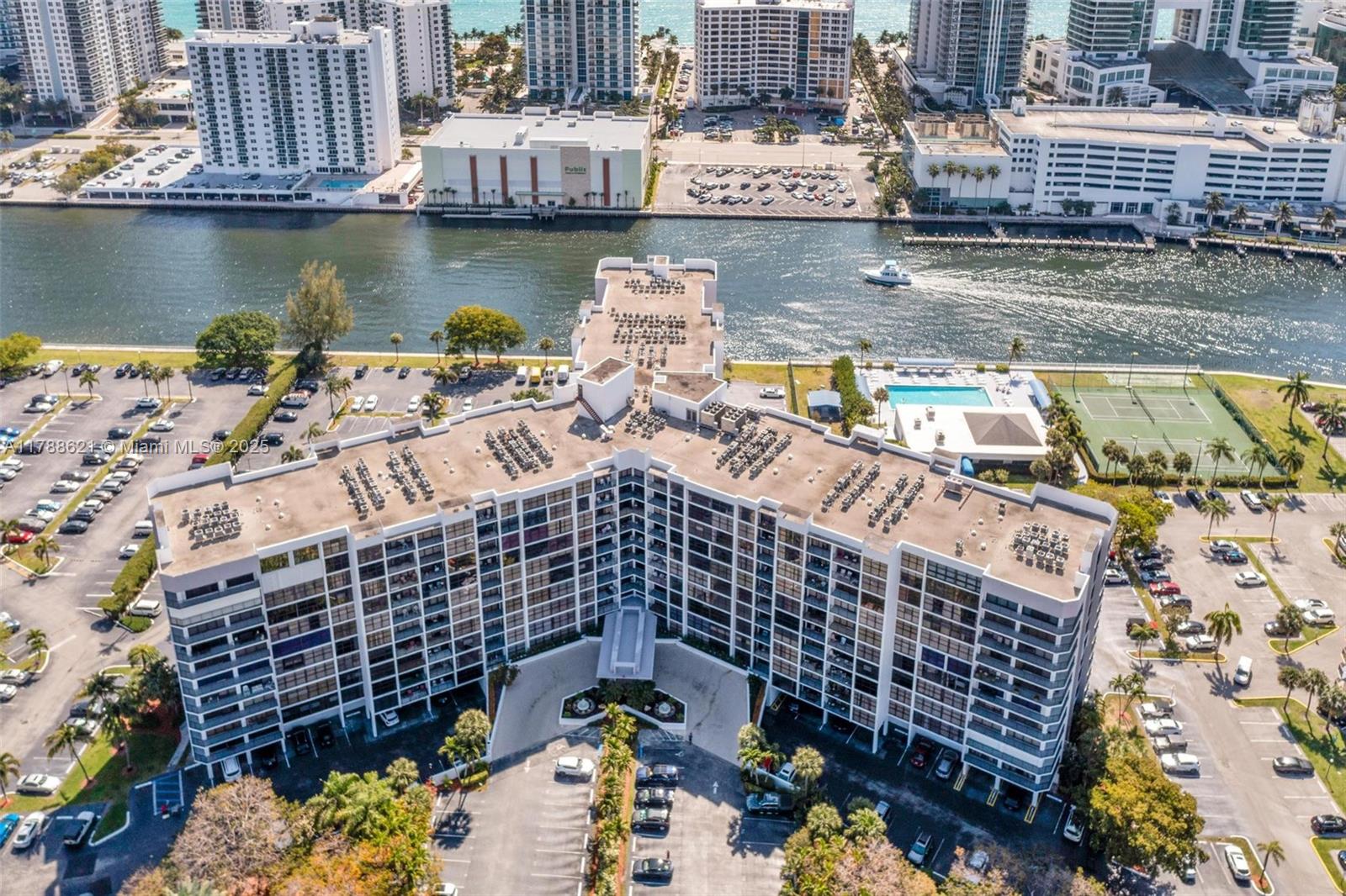 TOWERS OF OCEANVIEW SOUTH - Residential
