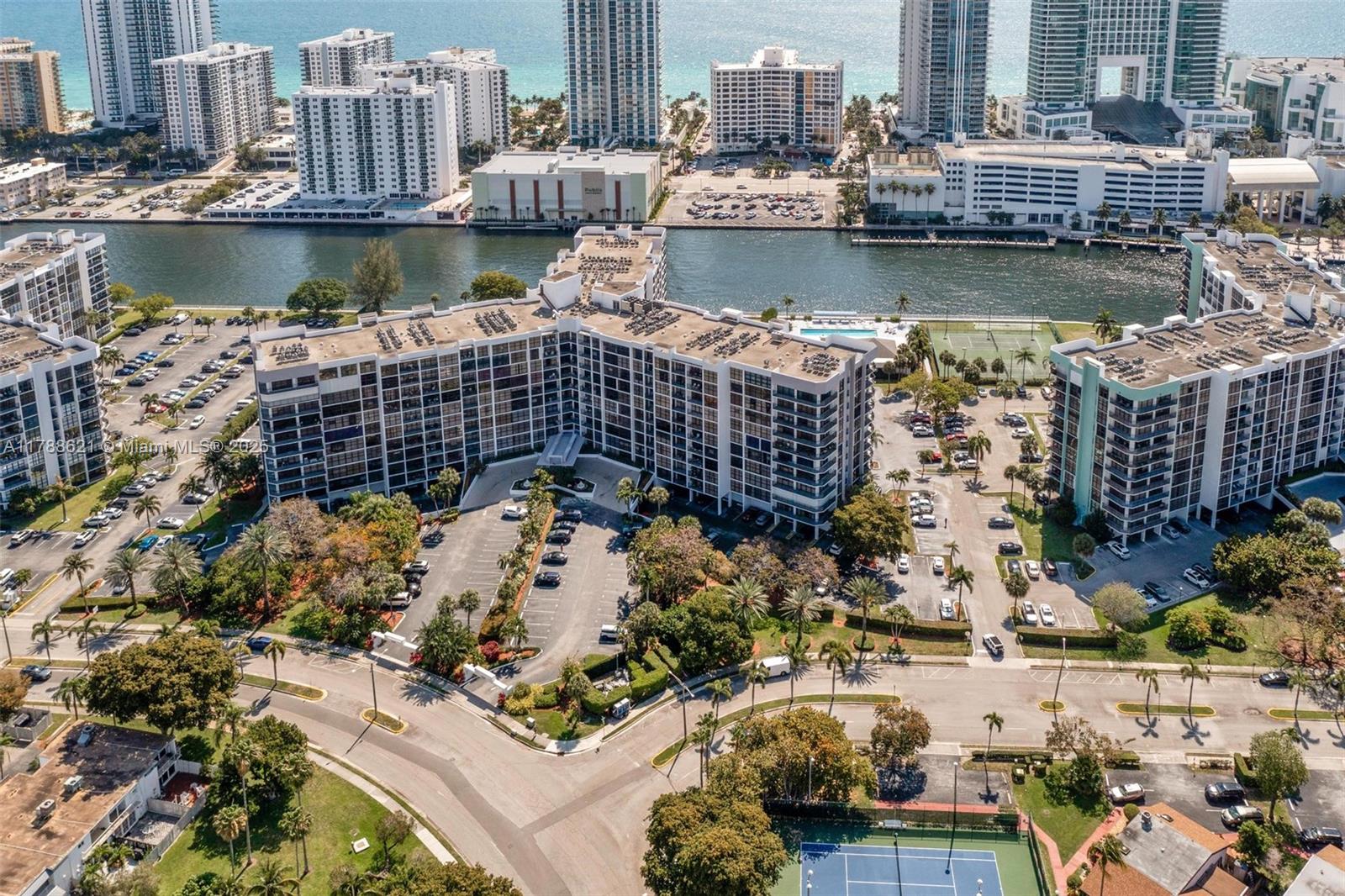 TOWERS OF OCEANVIEW SOUTH - Residential