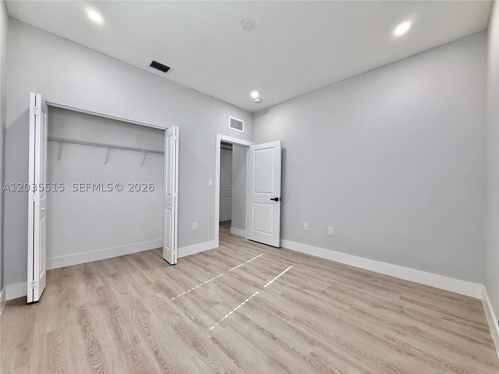 VENTANAS AT HOMESTEAD - Residential