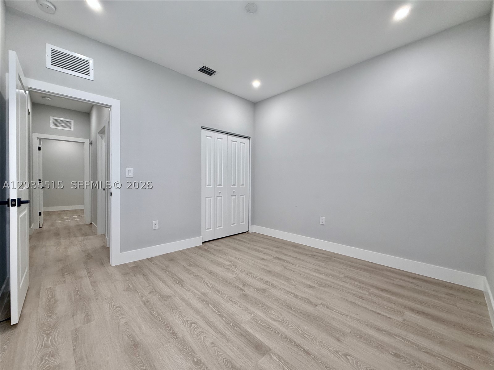 VENTANAS AT HOMESTEAD - Residential