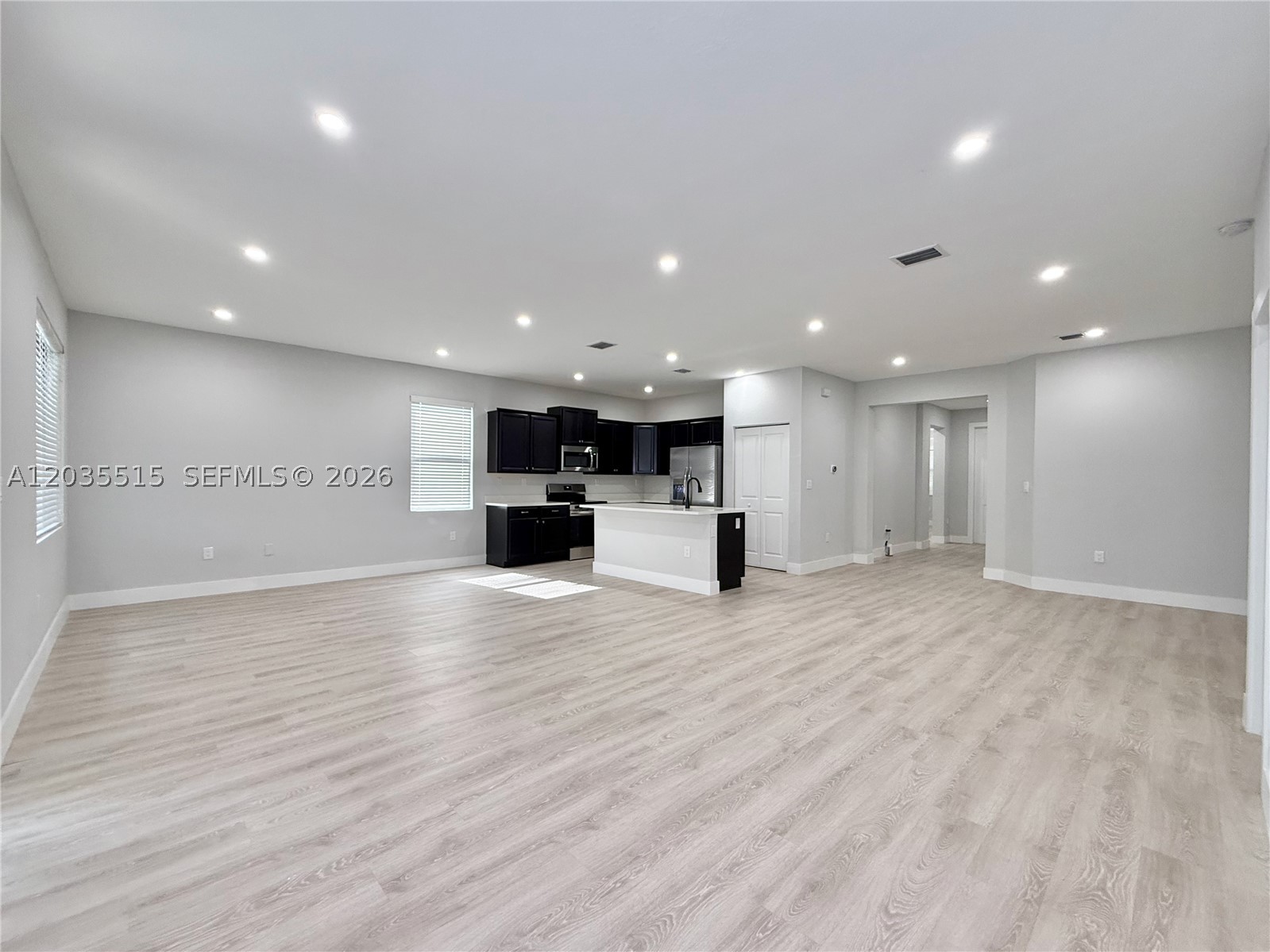VENTANAS AT HOMESTEAD - Residential