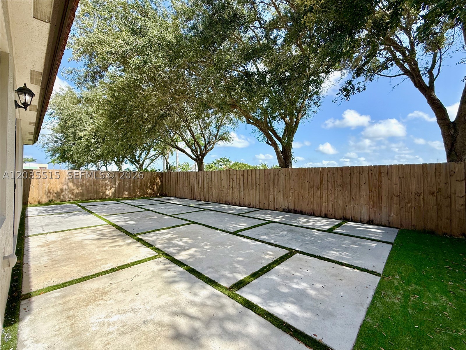 VENTANAS AT HOMESTEAD - Residential
