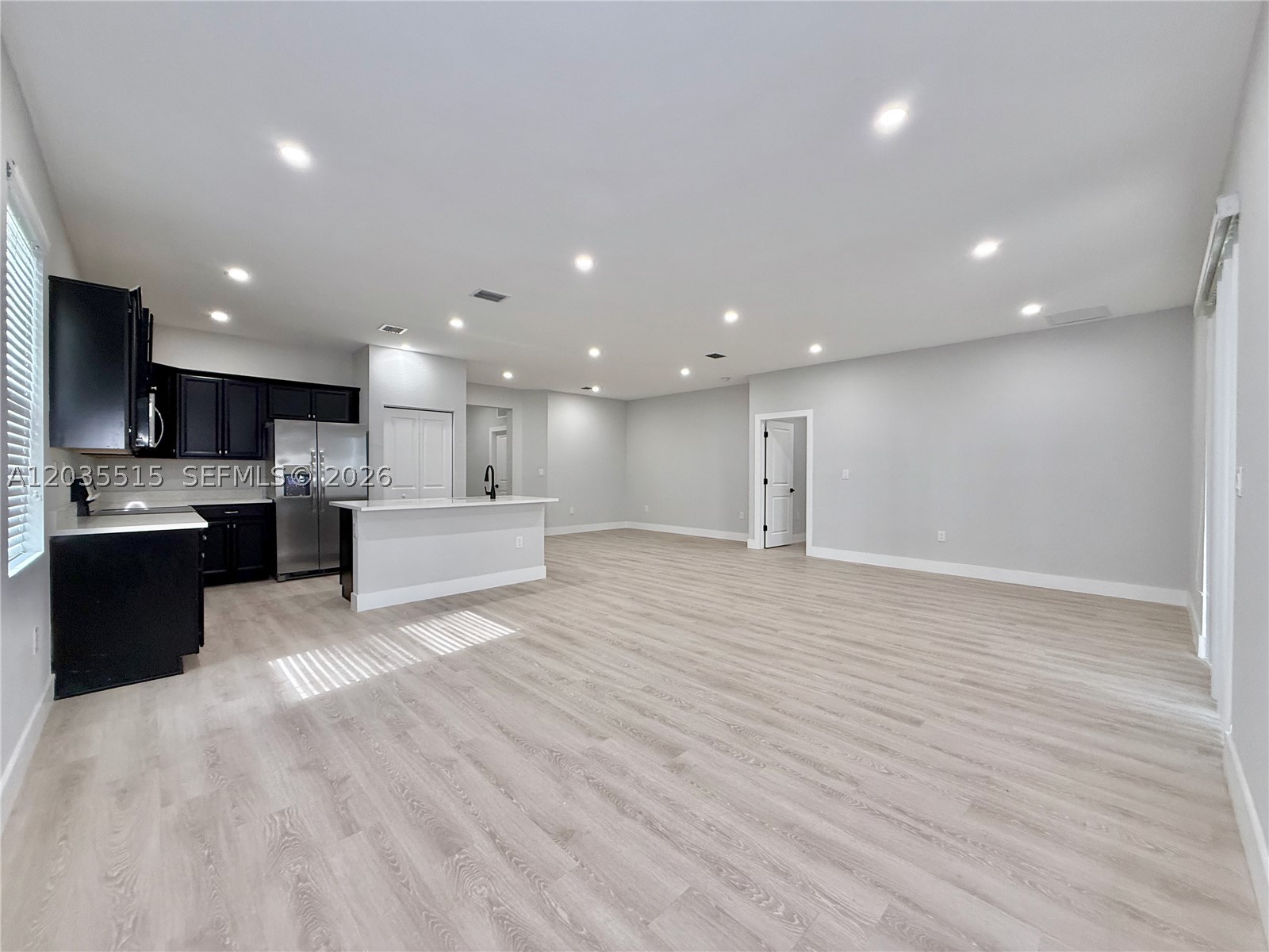VENTANAS AT HOMESTEAD - Residential