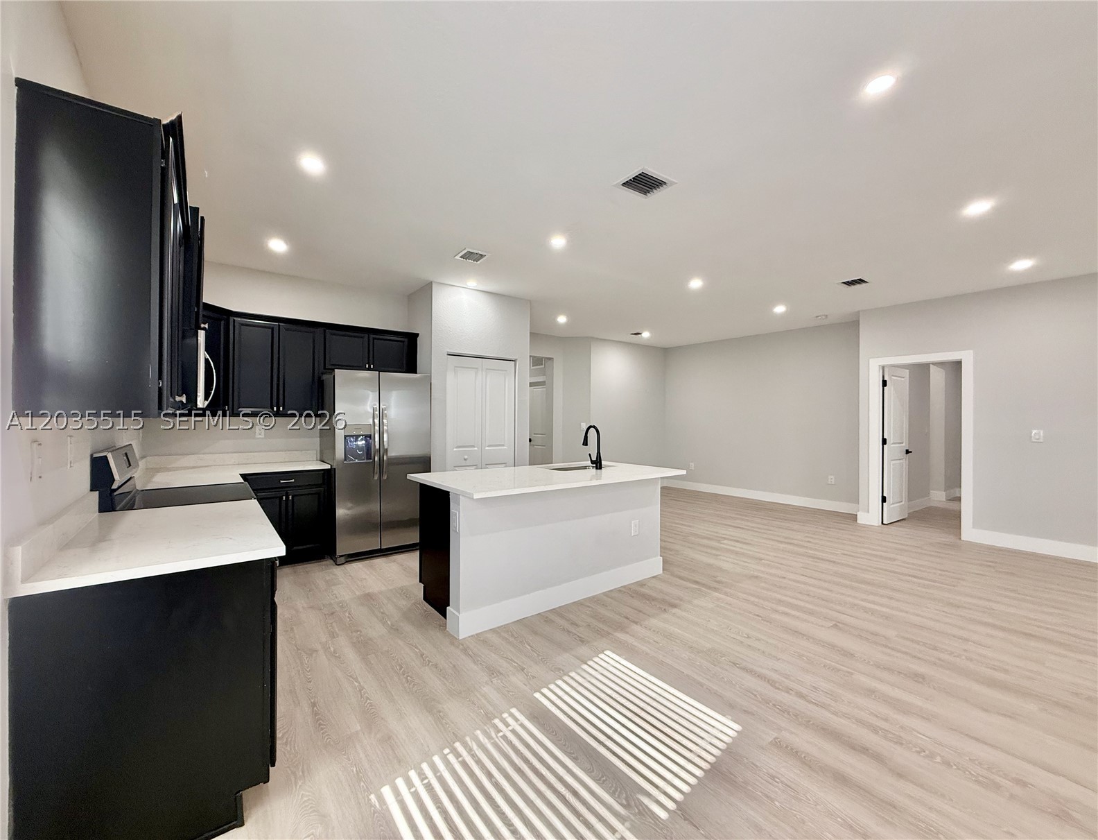 VENTANAS AT HOMESTEAD - Residential