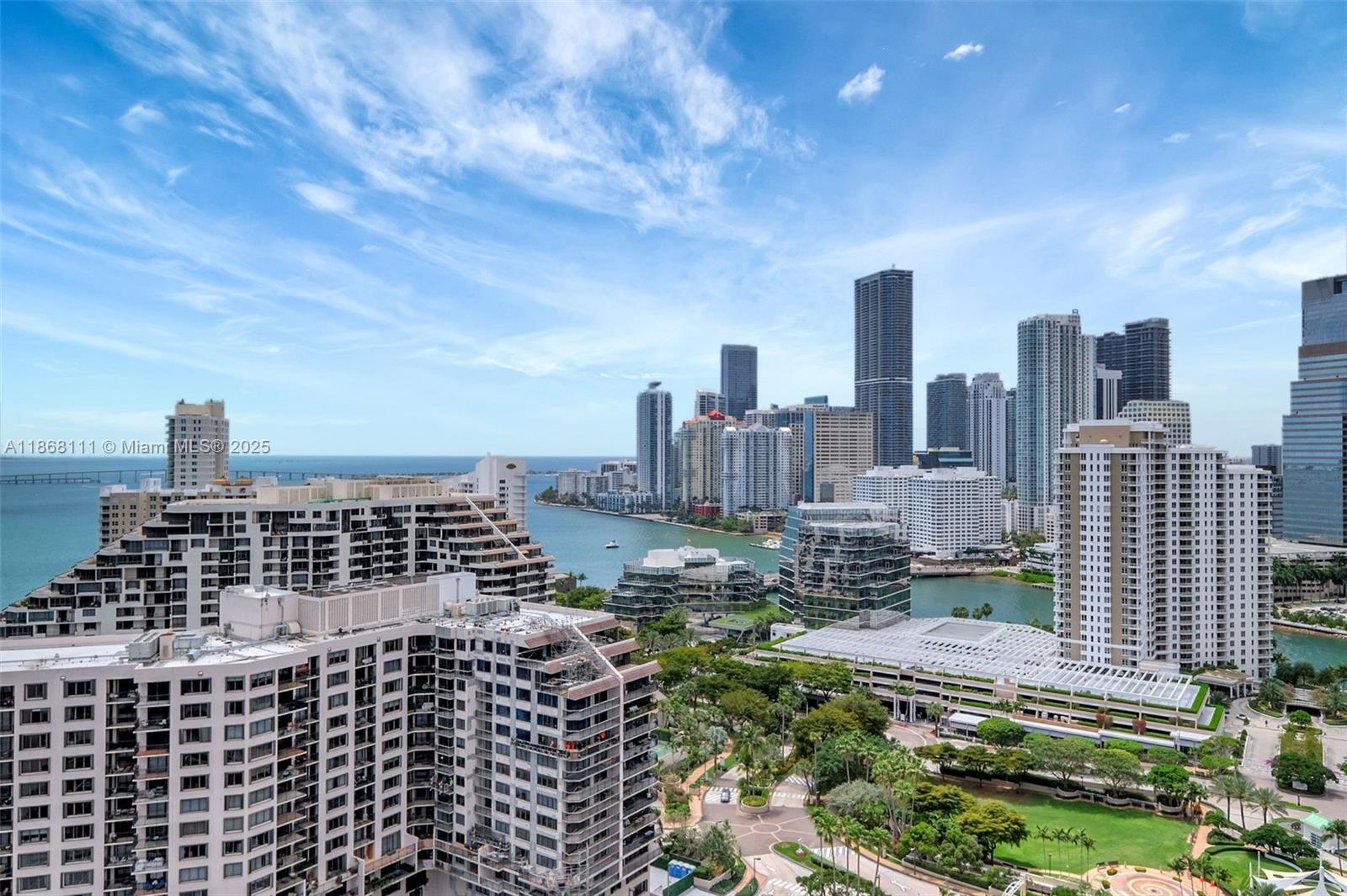 THREE TEQUESTA POINT COND - Residential