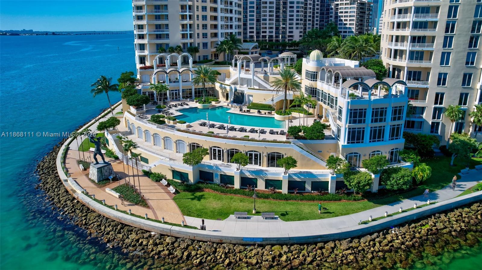 THREE TEQUESTA POINT COND - Residential