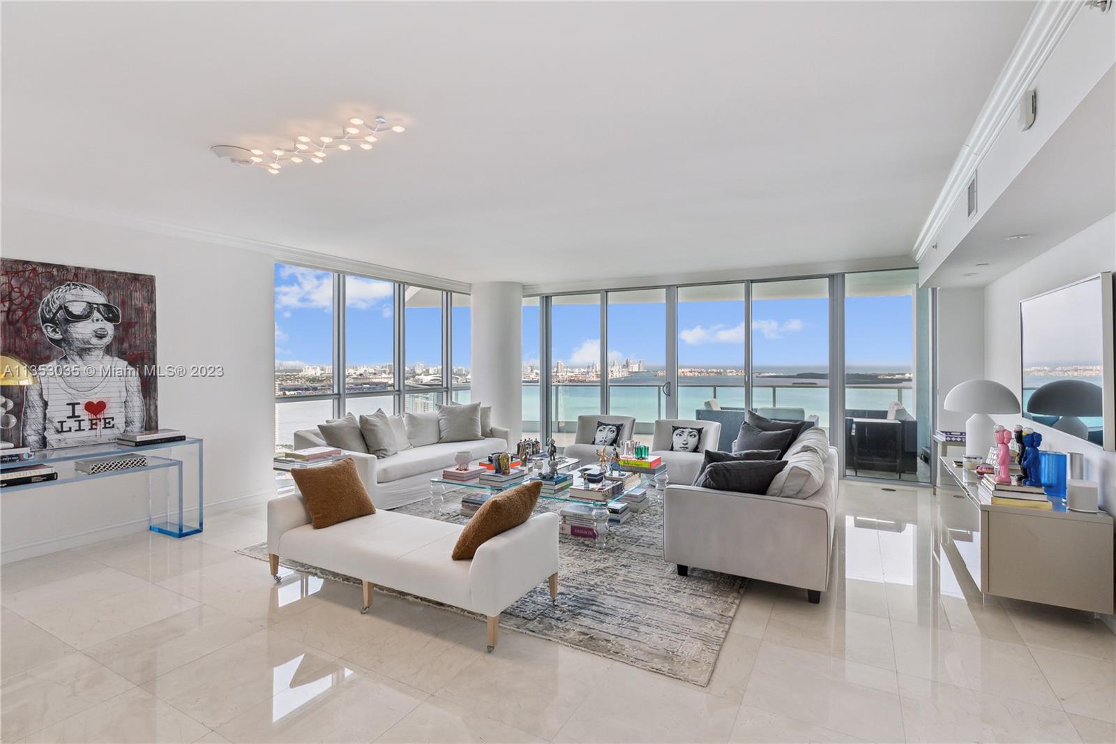 JADE RESIDENCES AT BRICKE - Residential