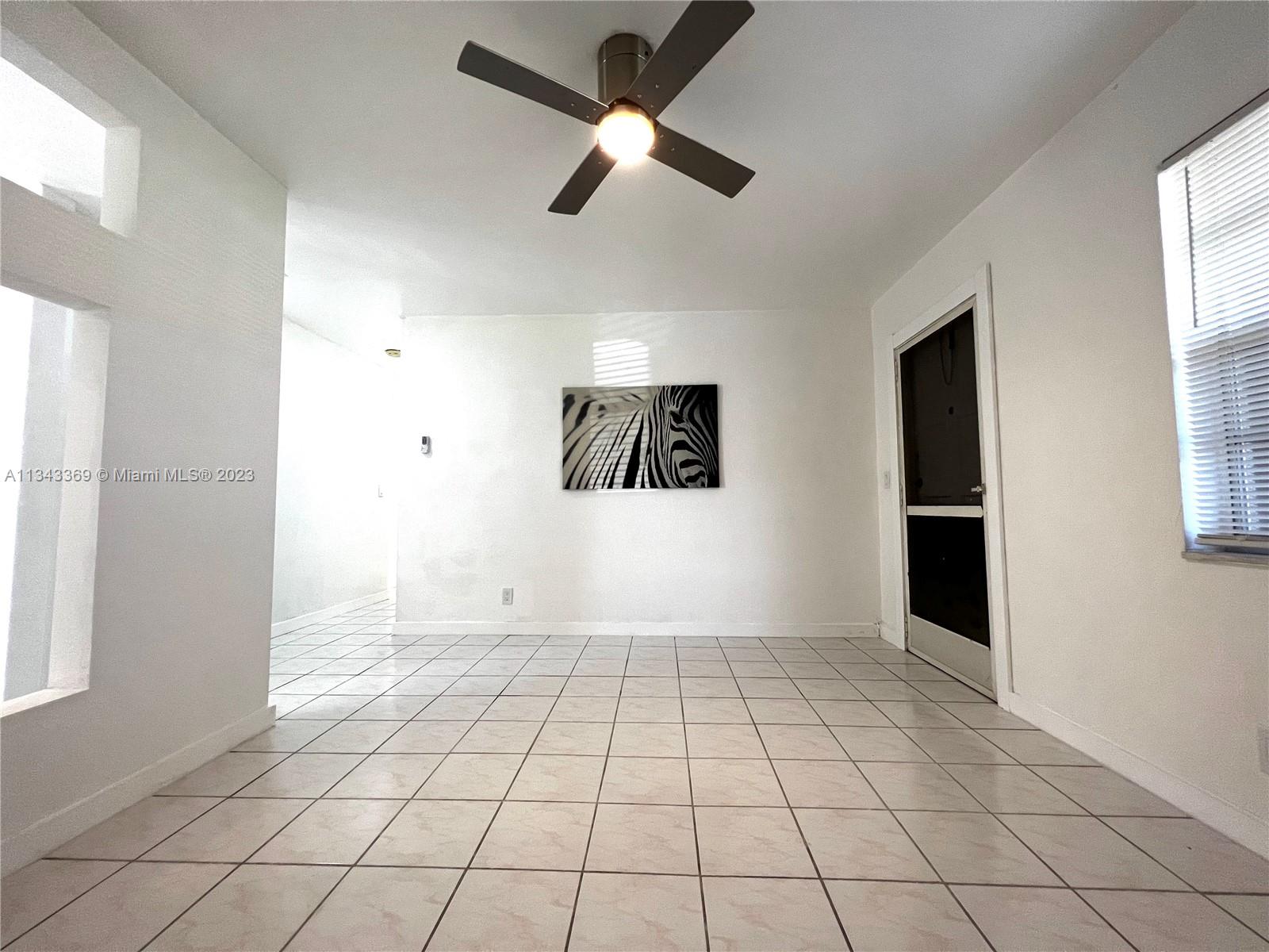 HOLLYWOOD HILLS EAST COND - Residential Lease