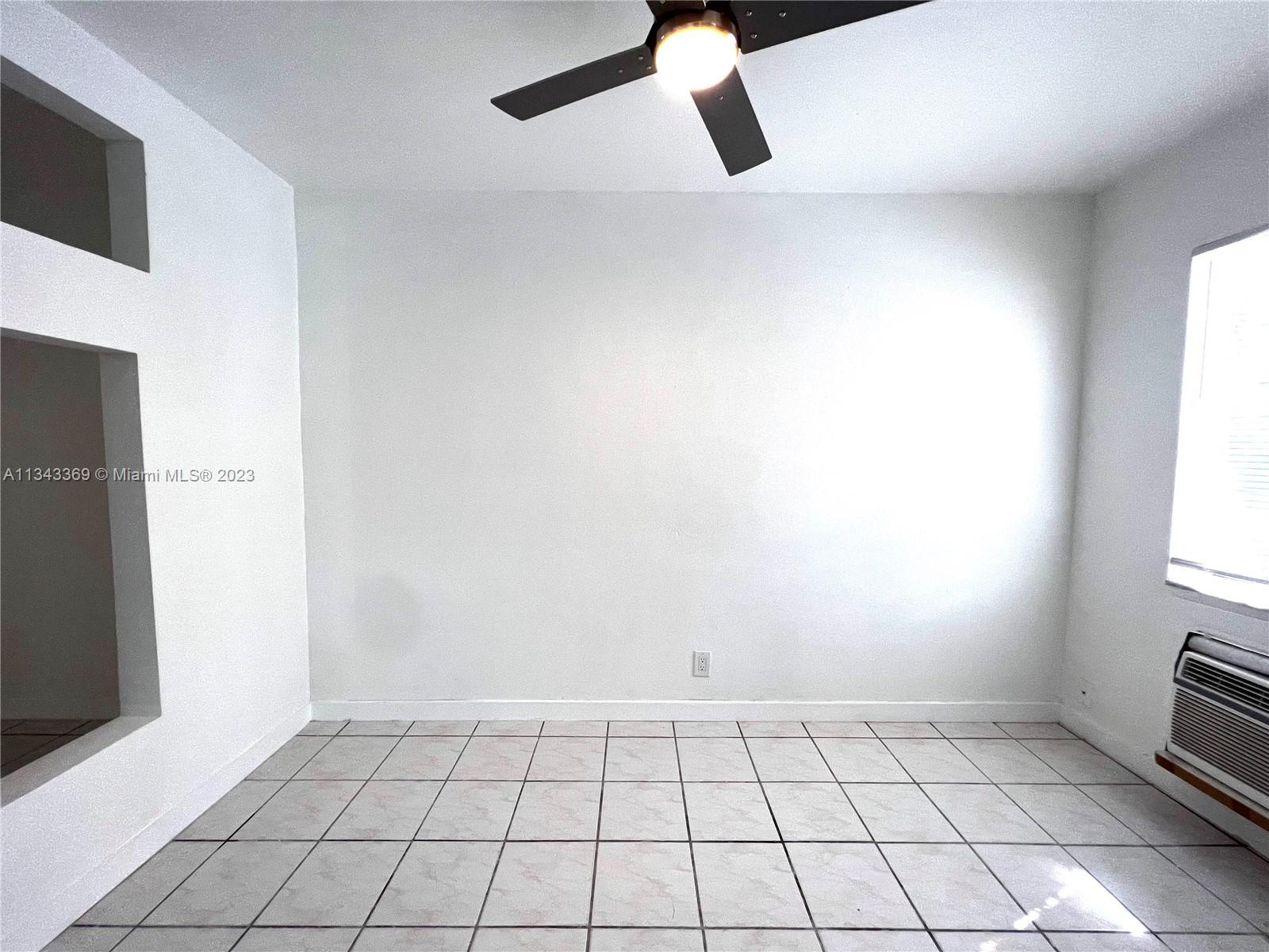 HOLLYWOOD HILLS EAST COND - Residential Lease