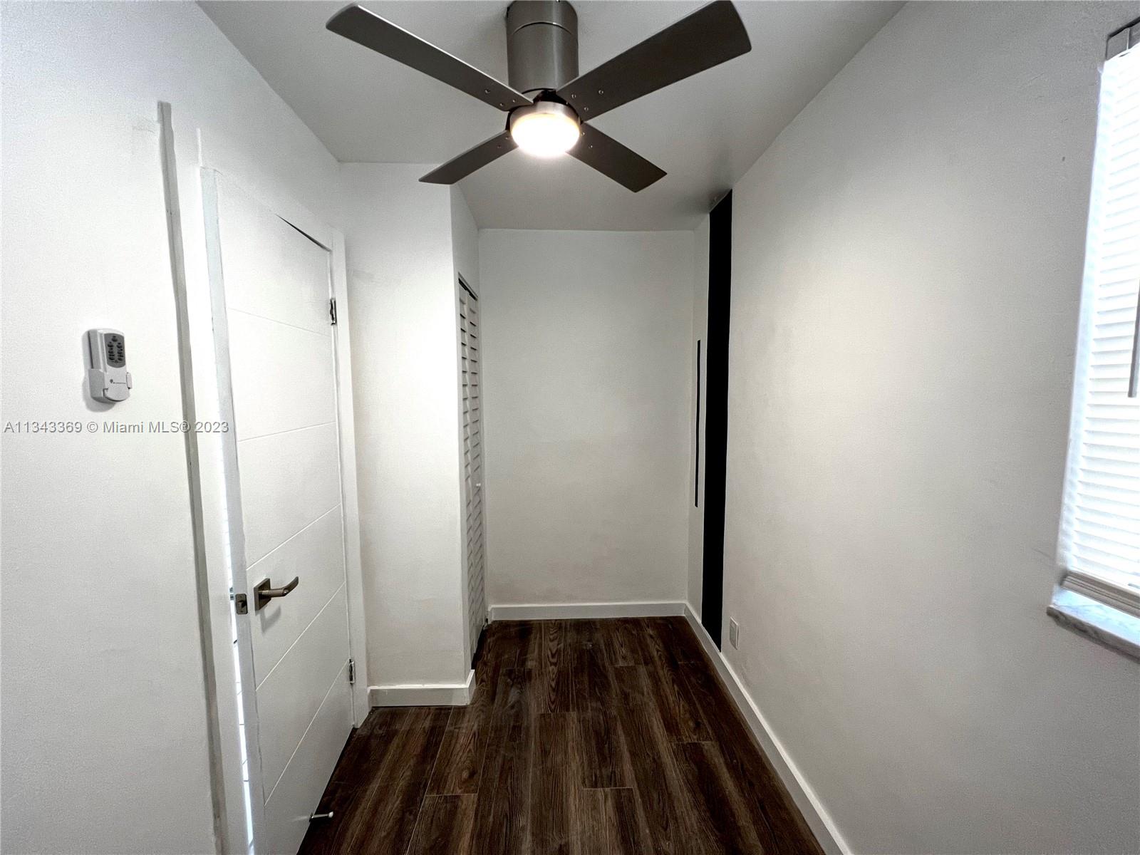 HOLLYWOOD HILLS EAST COND - Residential Lease