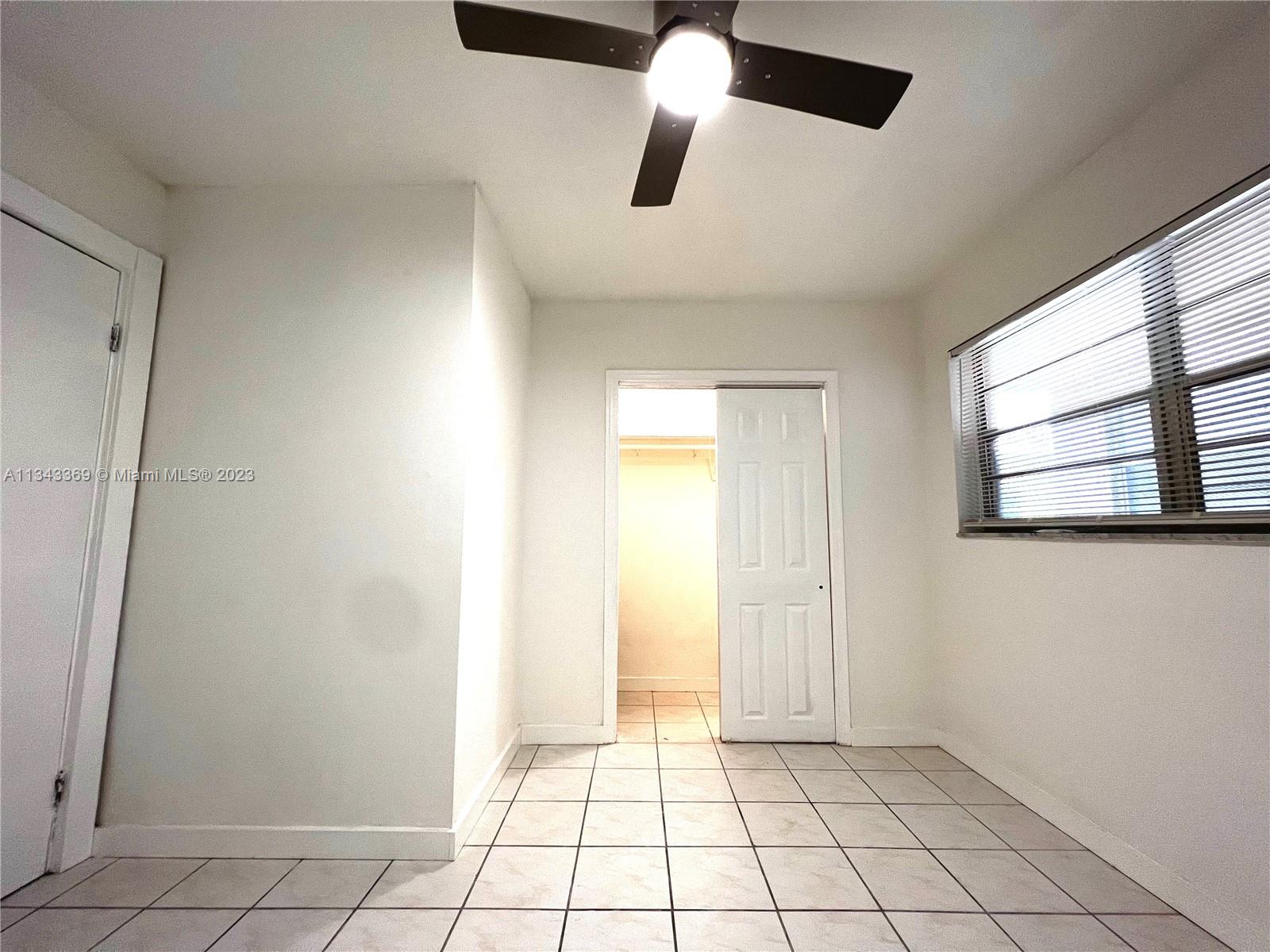 HOLLYWOOD HILLS EAST COND - Residential Lease