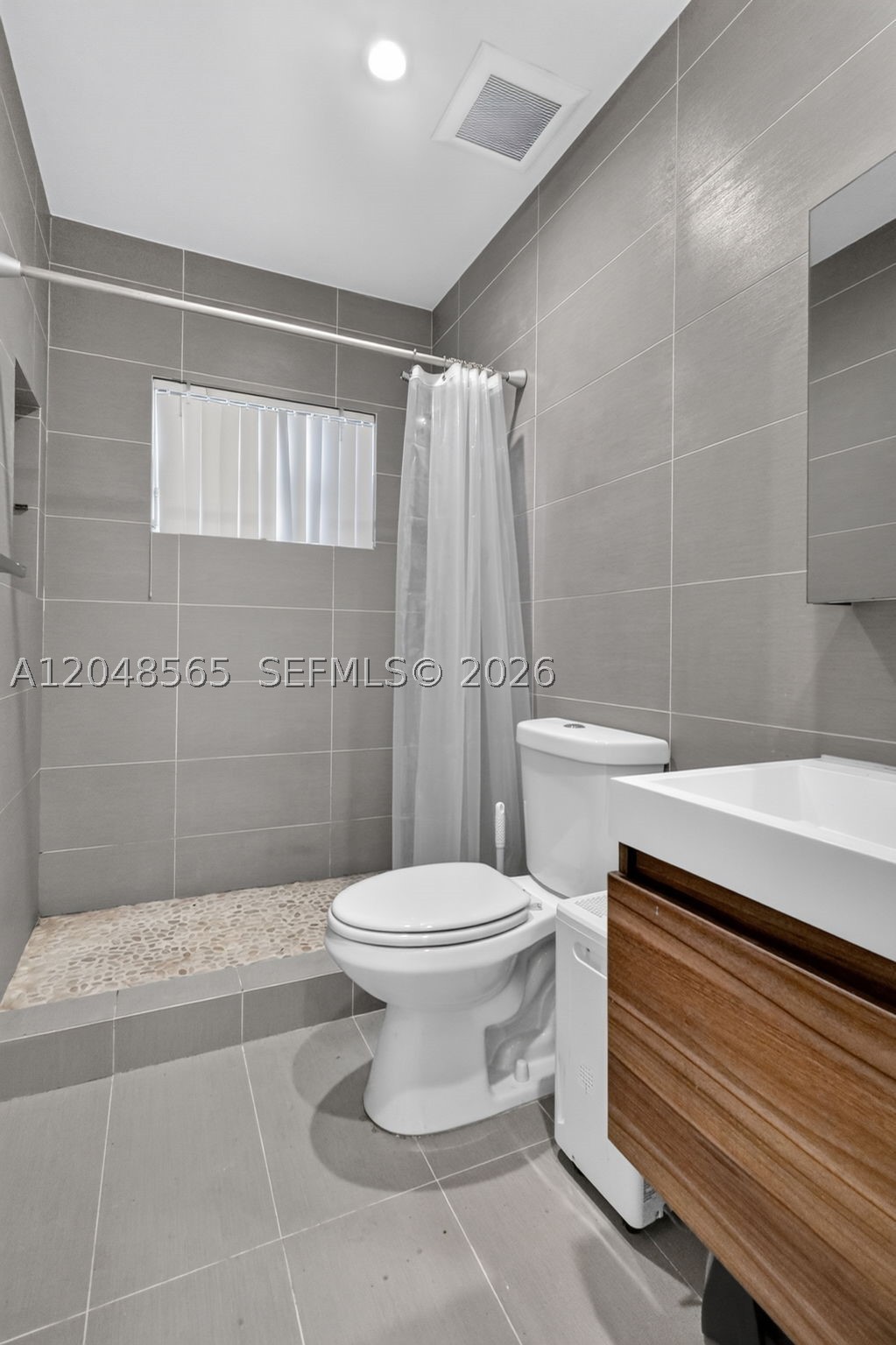 ARCH CREEK PINES - Residential Lease