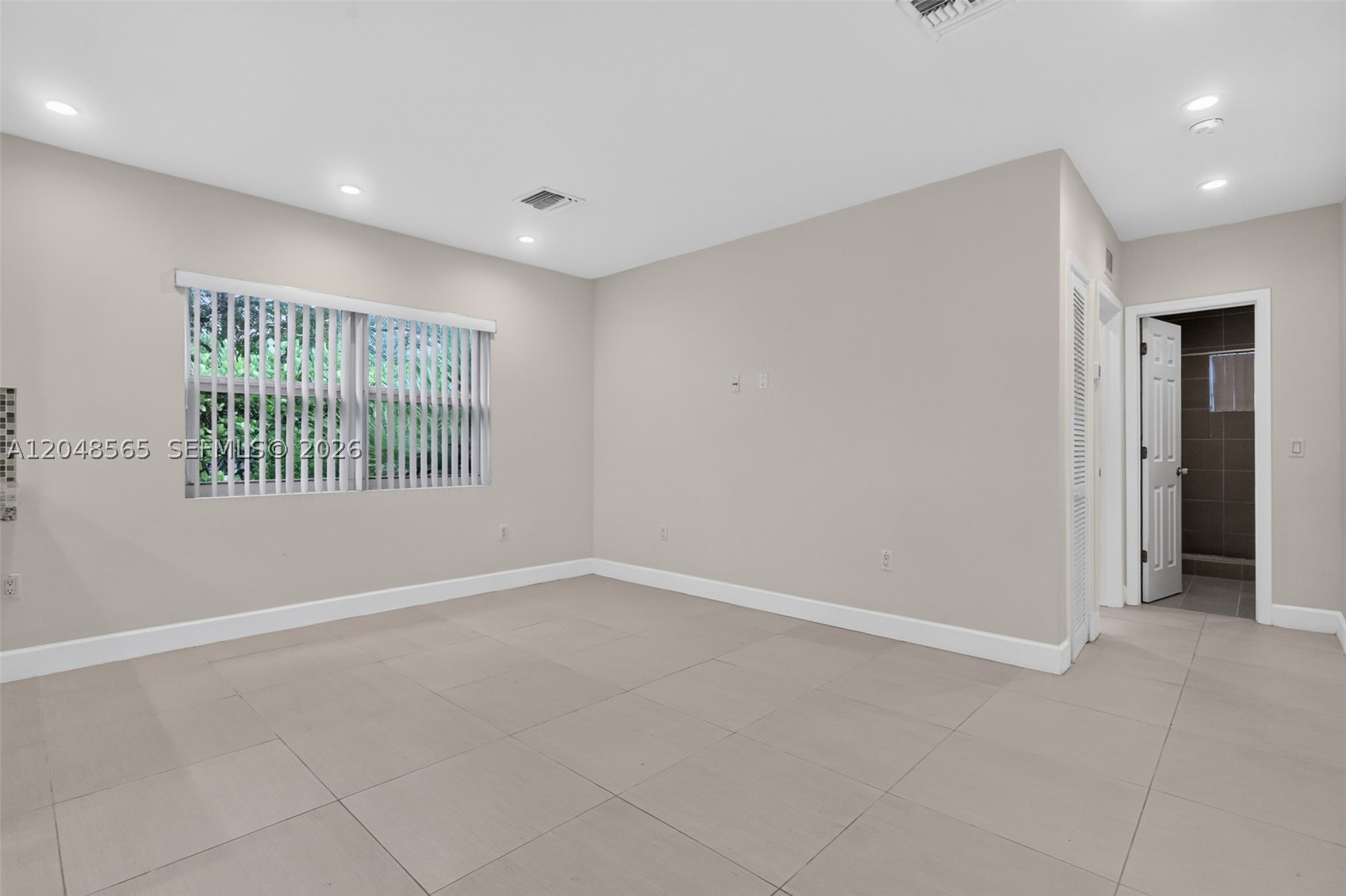 ARCH CREEK PINES - Residential Lease