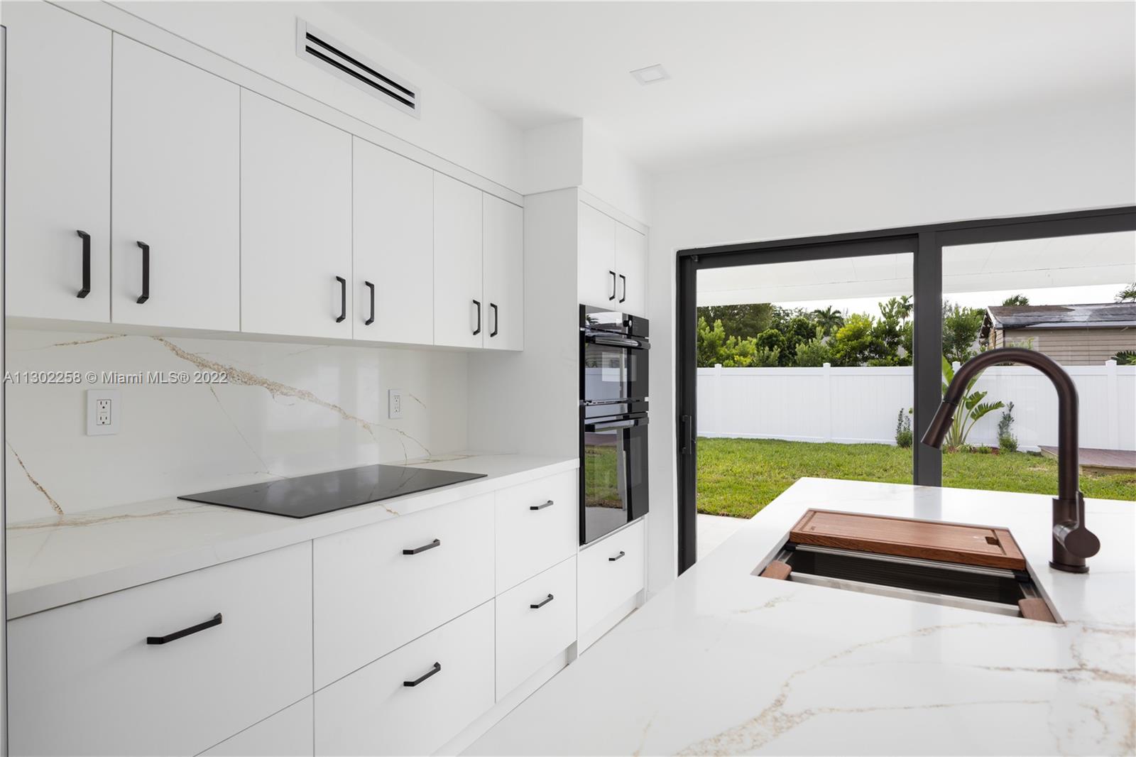LAKE HEIGHTS - Residential