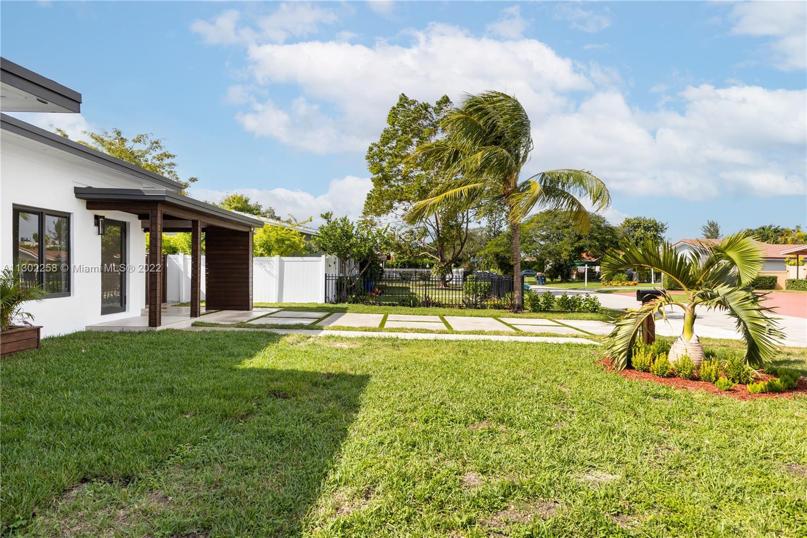 LAKE HEIGHTS - Residential