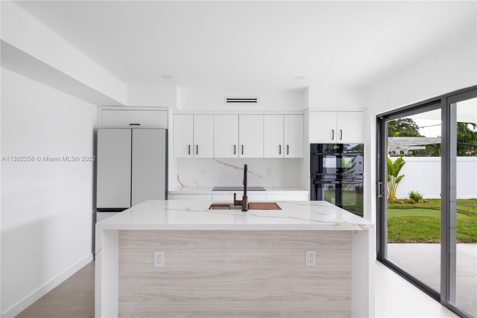 LAKE HEIGHTS - Residential