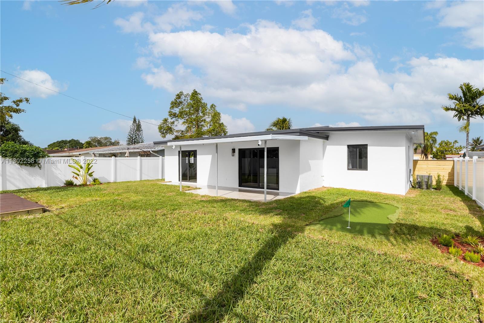 LAKE HEIGHTS - Residential